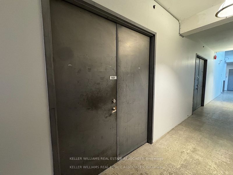 #161 - 163 Sterling Road Property Photo 9