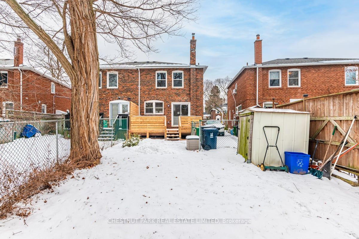 21 Thursfield Crescent Property Photo 18