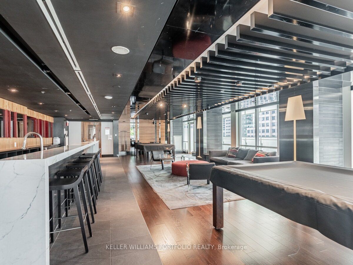 #1707 - 80 John Street Property Photo 23