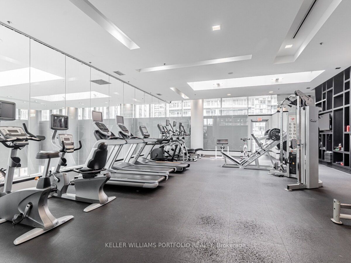 #1707 - 80 John Street Property Photo 24