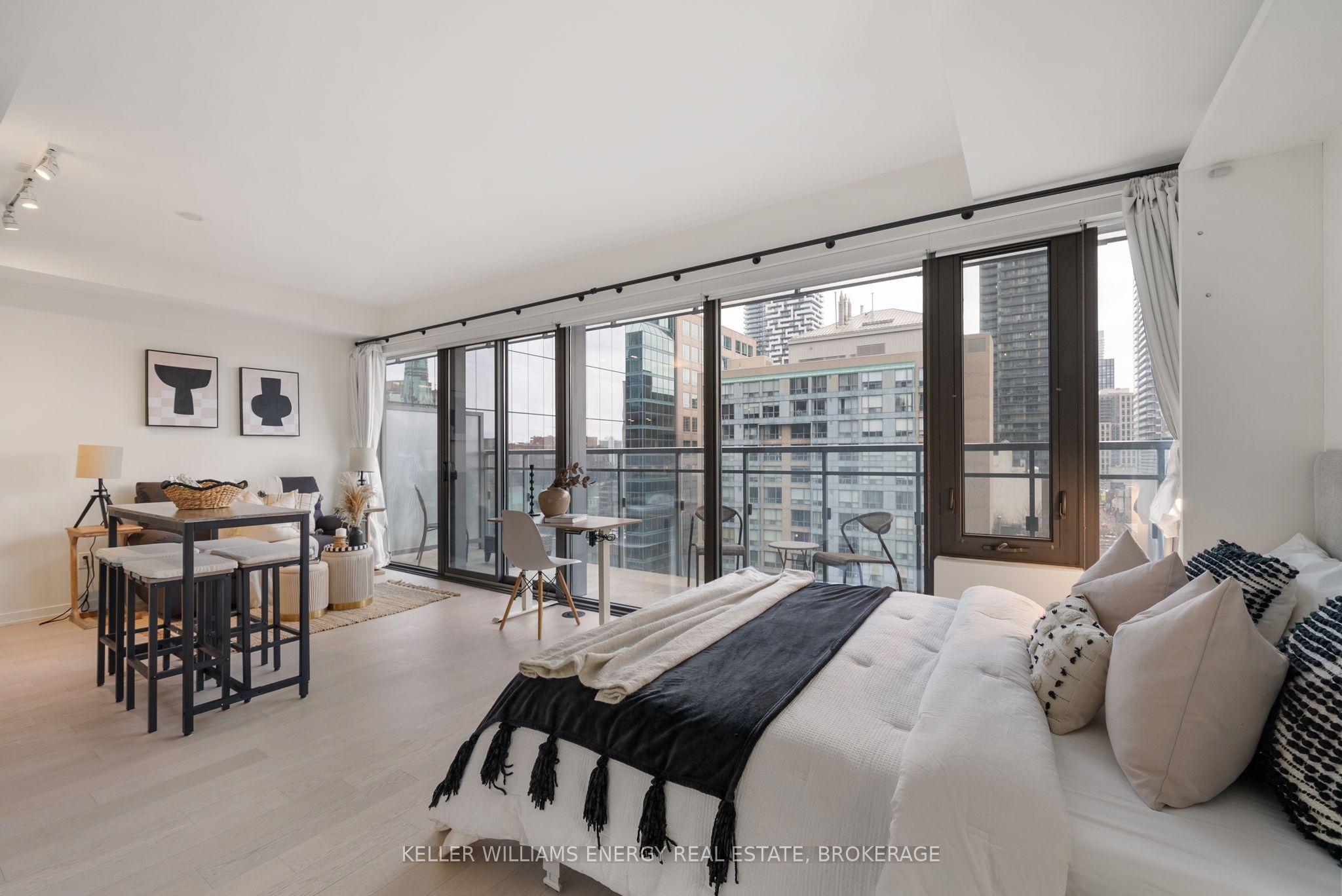 #1201 - 60 Colborne Street Property Photo 1