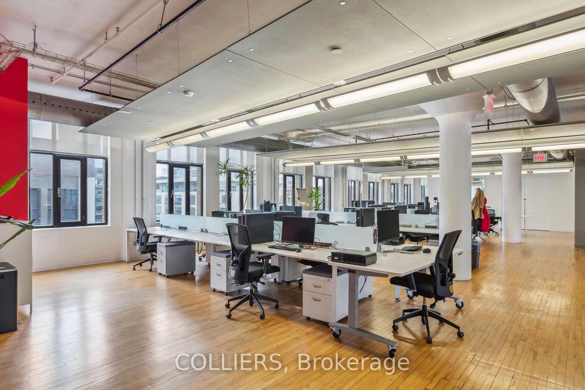 #900 - 110 Spadina Avenue Property Photo 4