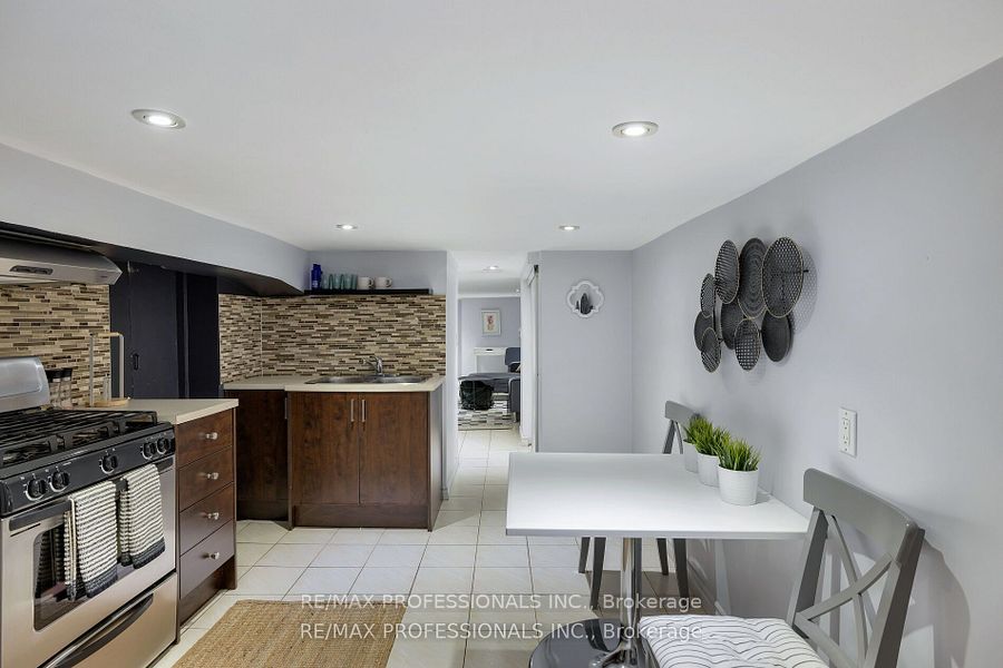 58 Massey Street Property Photo 32