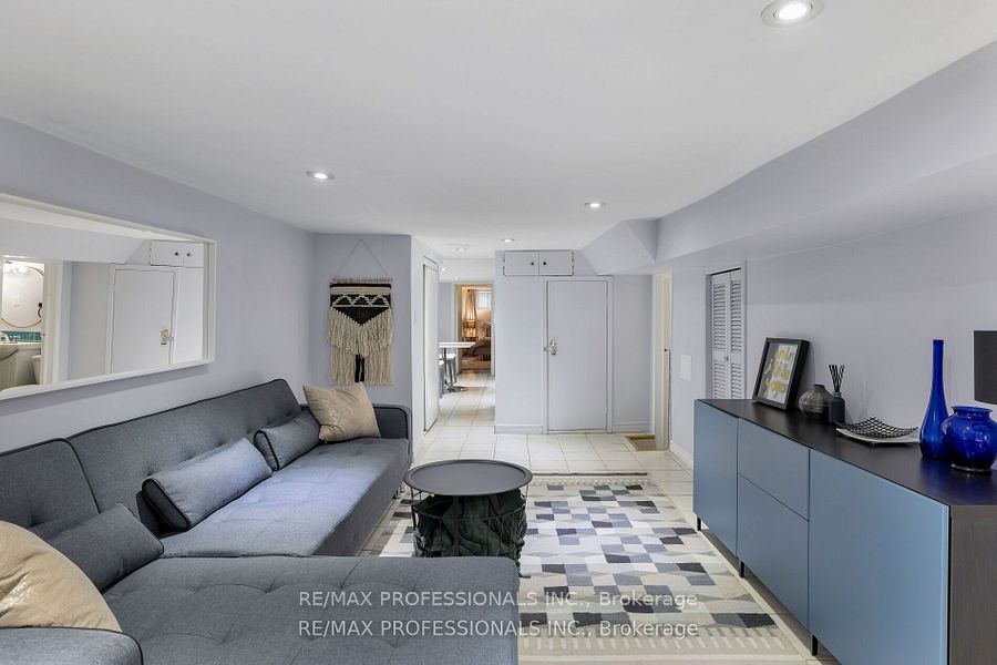 58 Massey Street Property Photo 33
