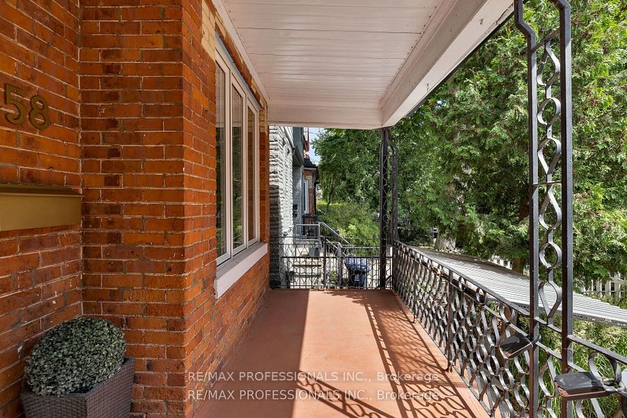 58 Massey Street Property Photo 37