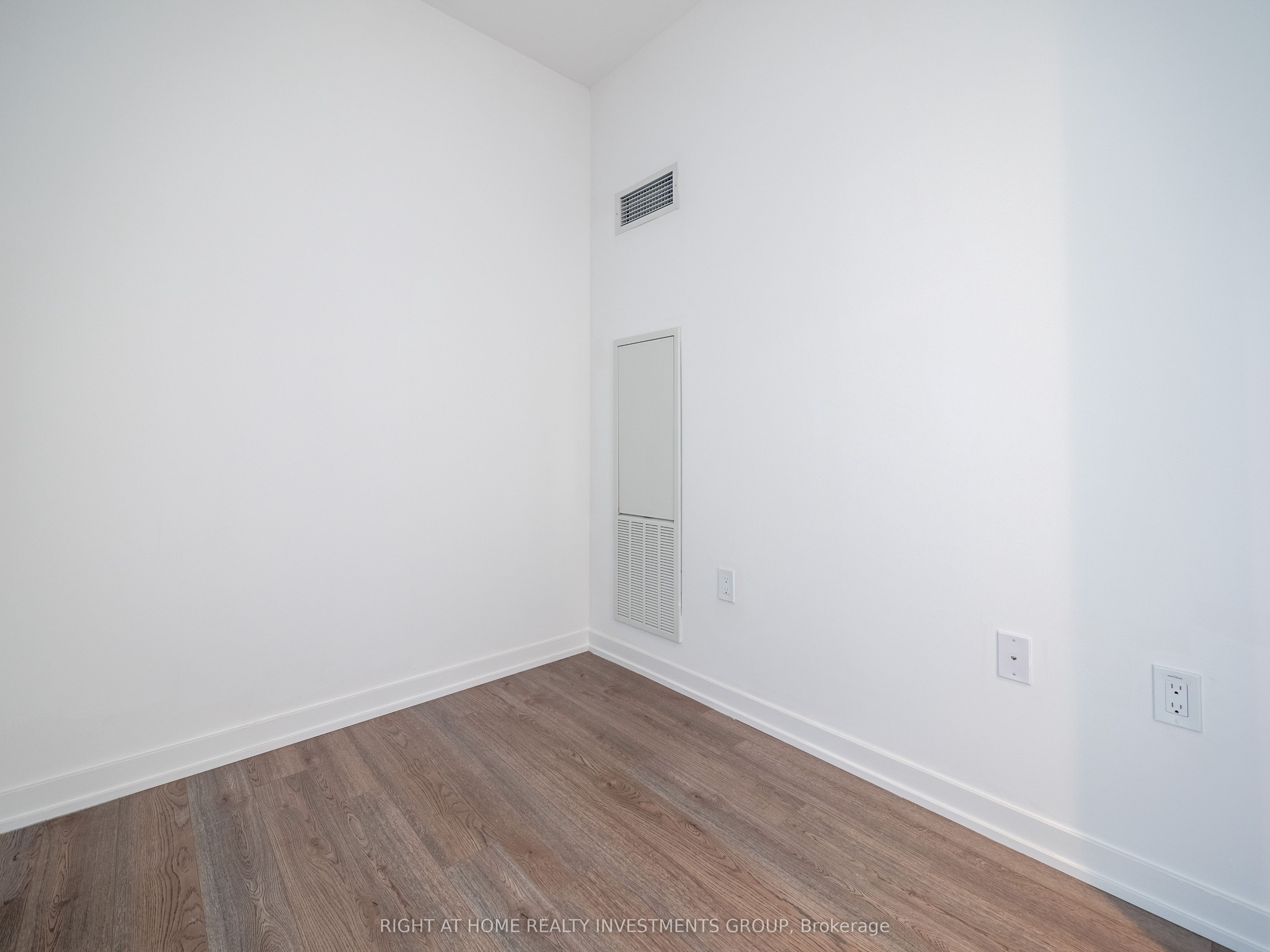 #724 - 50 Power Street Property Photo 20