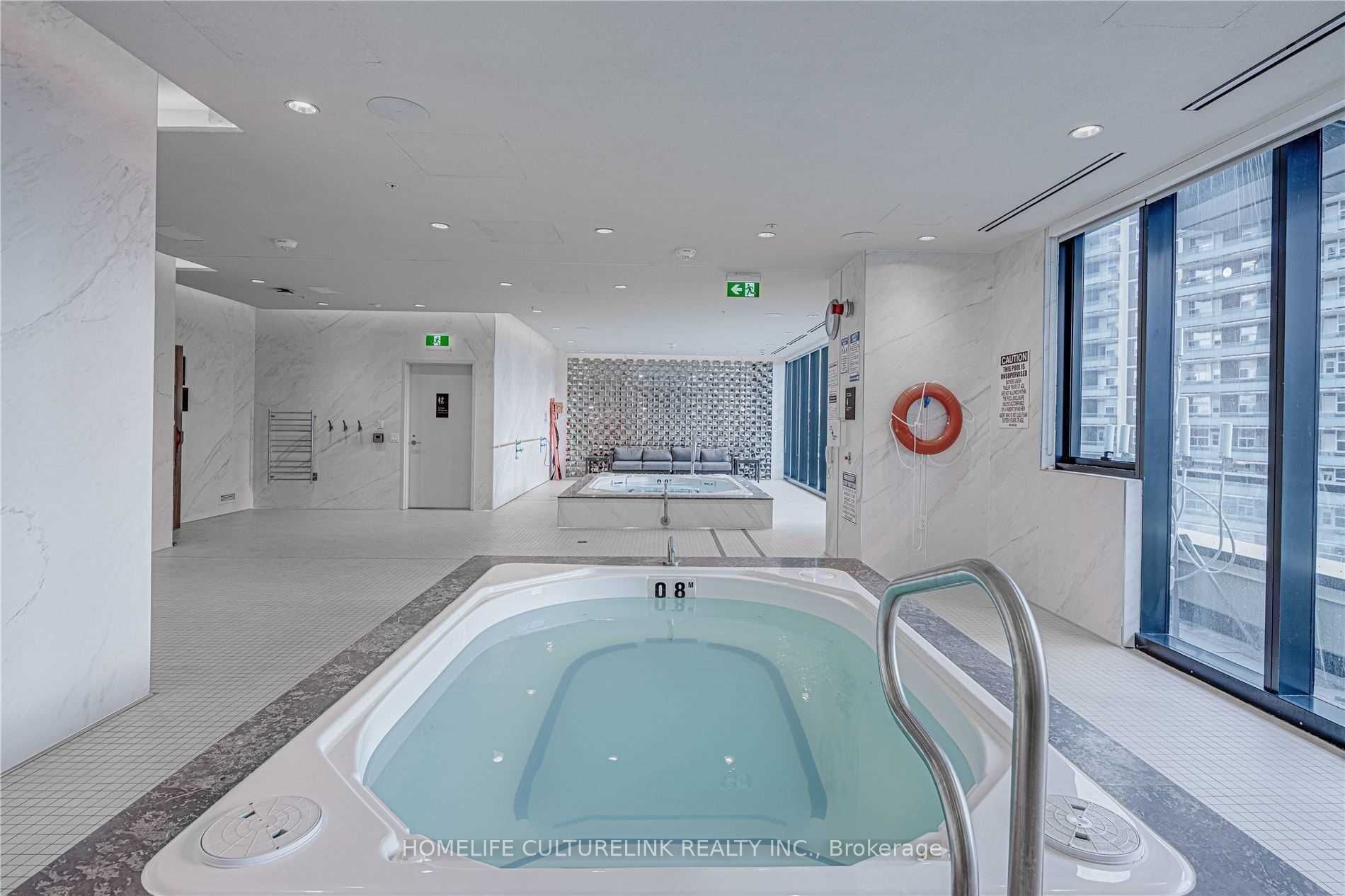 #610 - 575 Bloor Street Property Photo 26