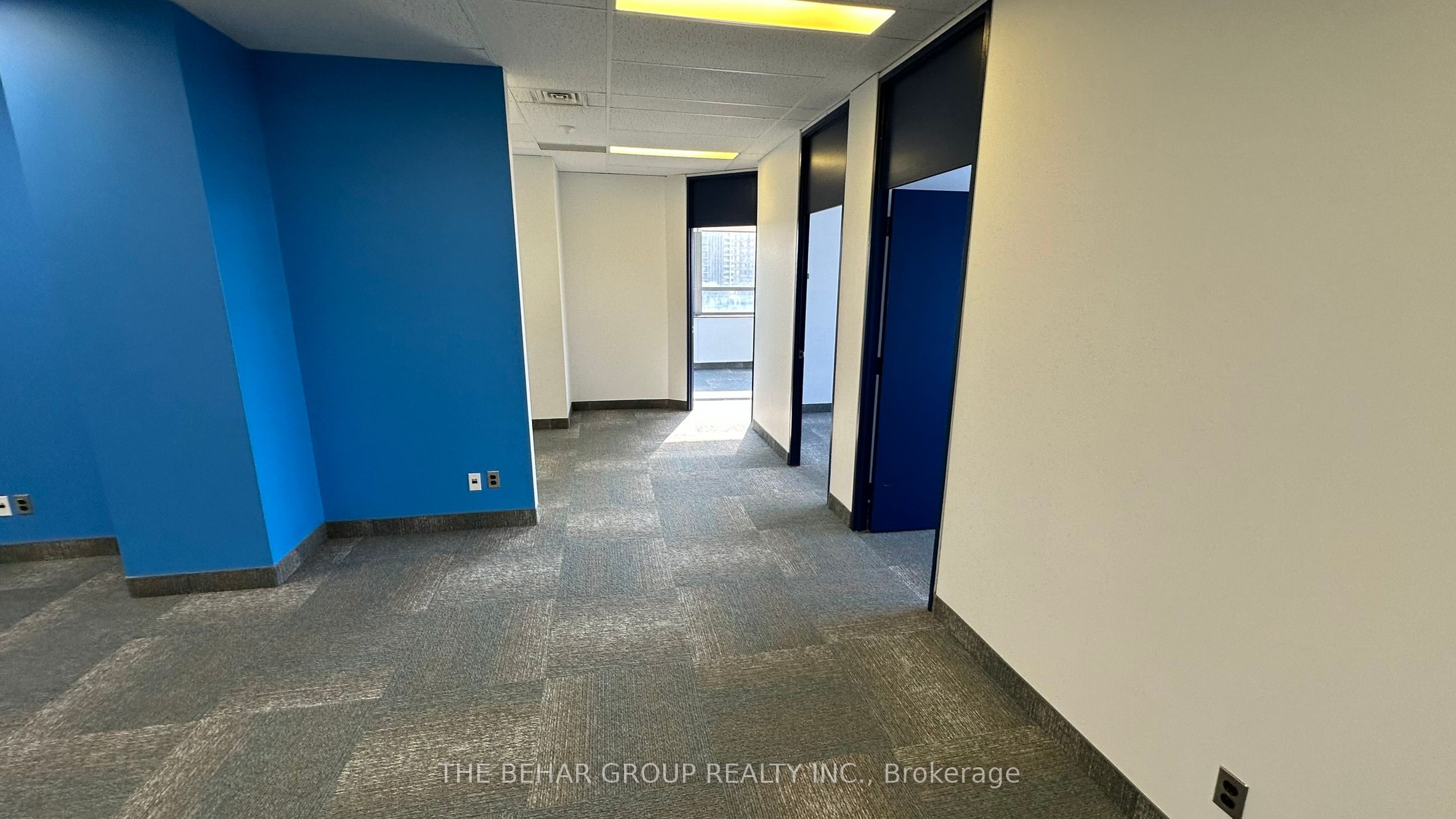#400 - 15 Gervais Drive Property Photo 7