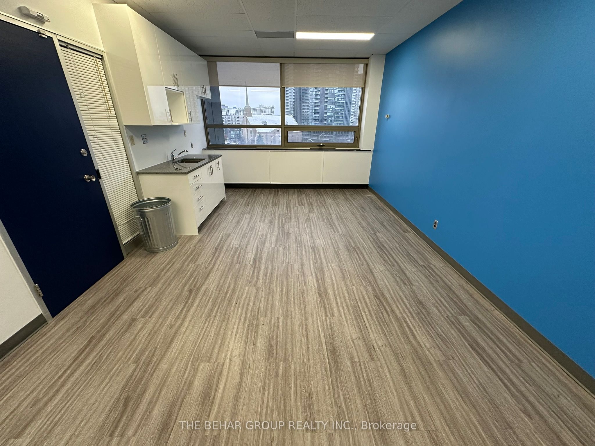 #400 - 15 Gervais Drive Property Photo 12