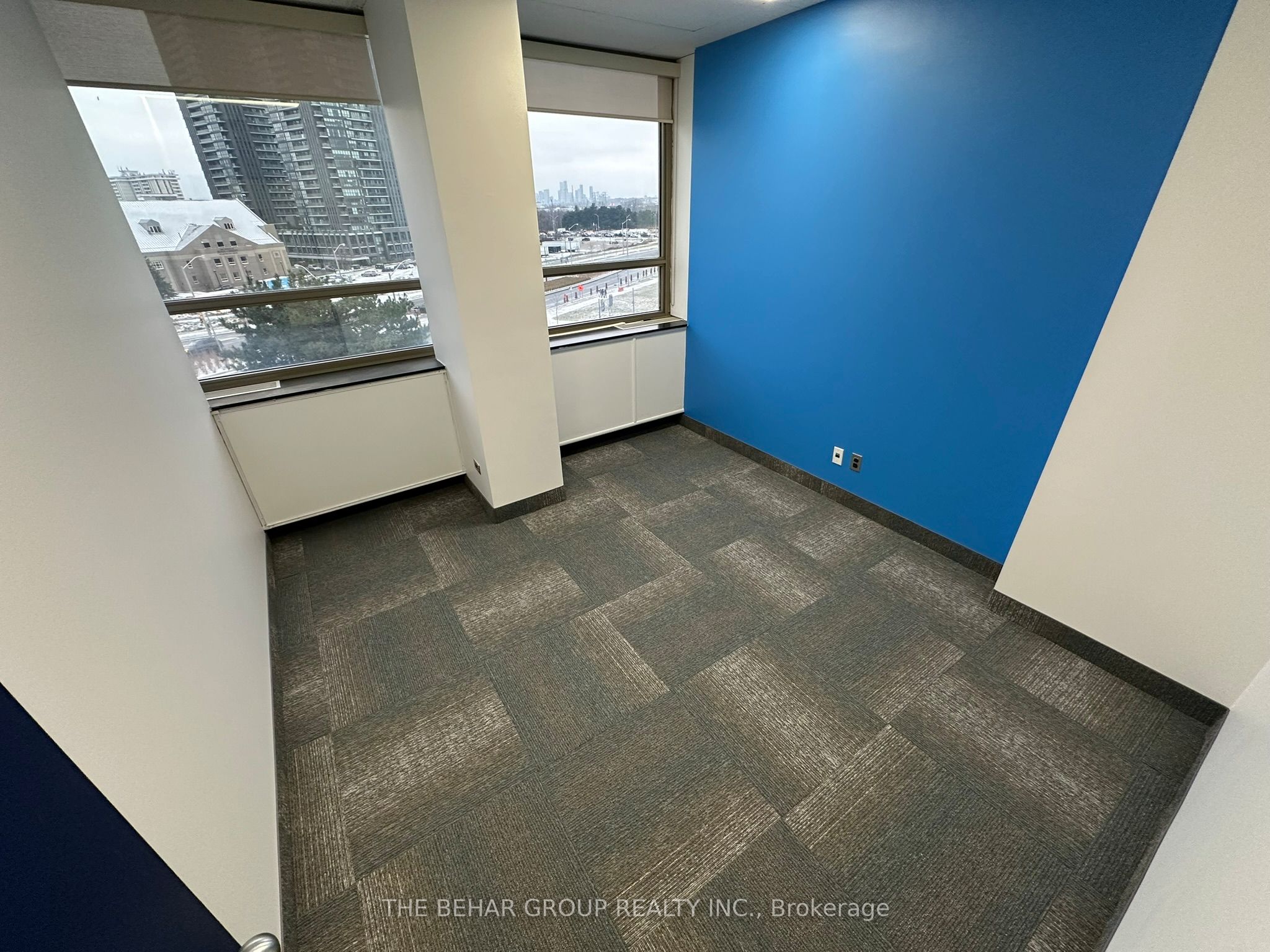 #400 - 15 Gervais Drive Property Photo 14
