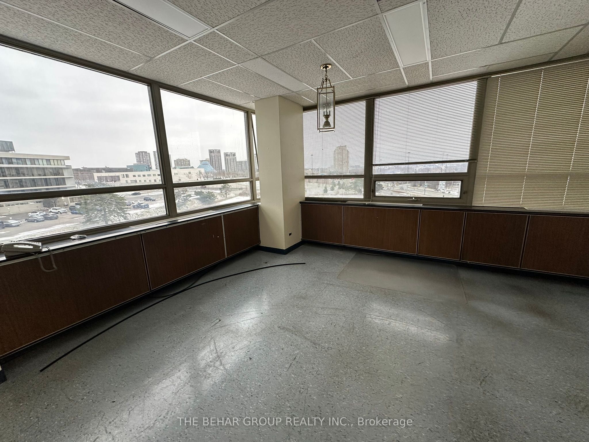 #407 - 15 Gervais Drive Property Photo 8