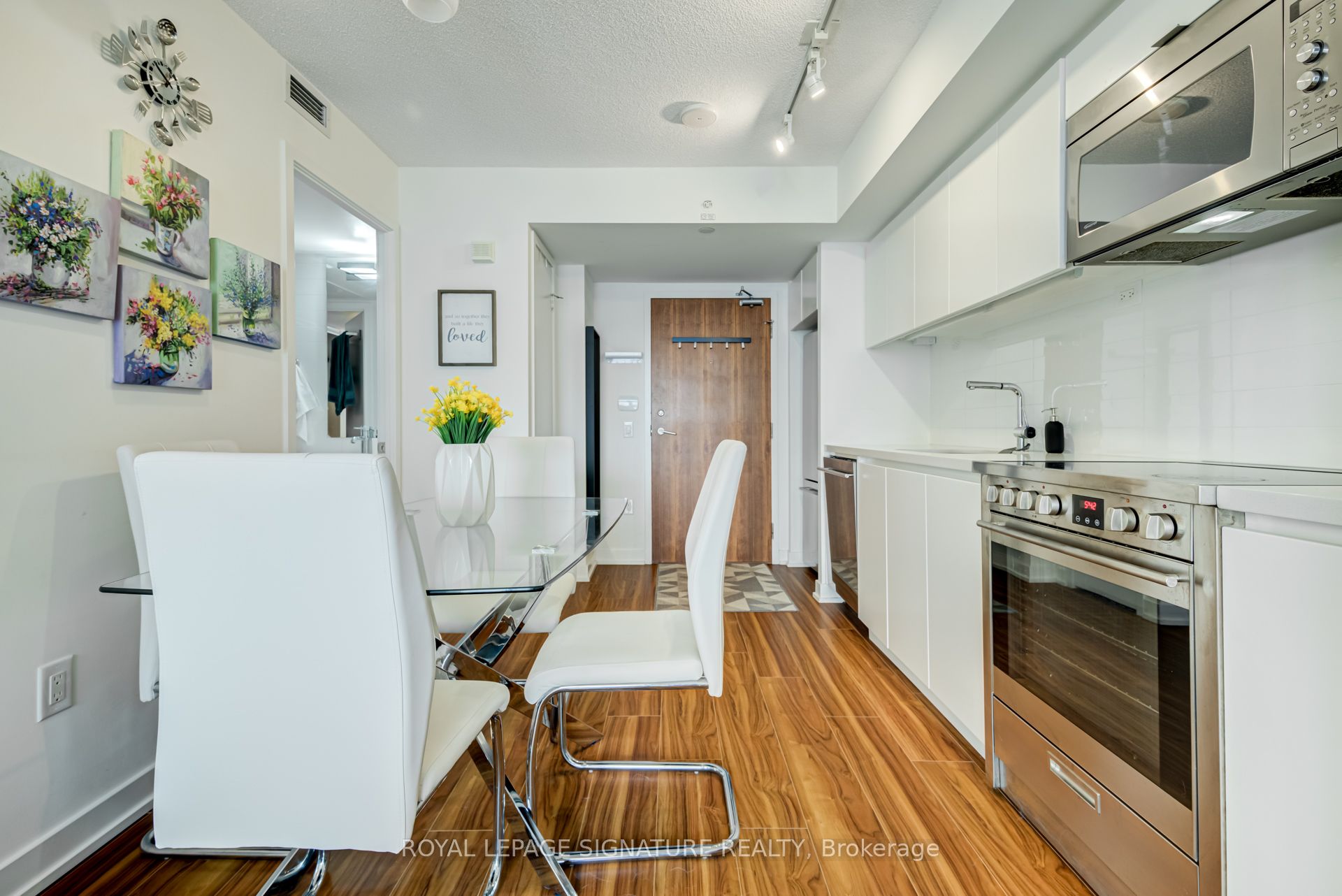 #1110 - 75 Queens Wharf Road Property Photo 2