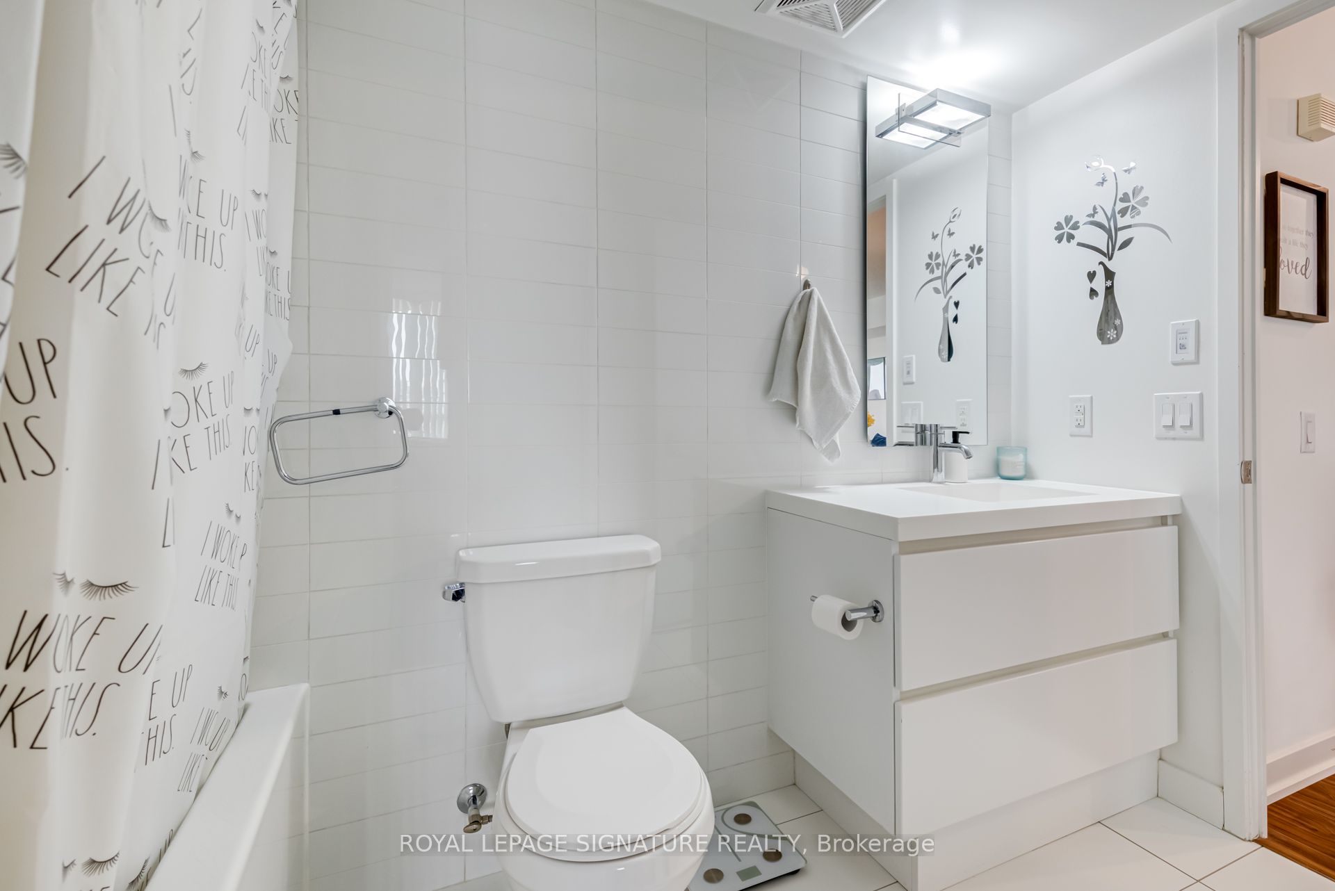 #1110 - 75 Queens Wharf Road Property Photo 10
