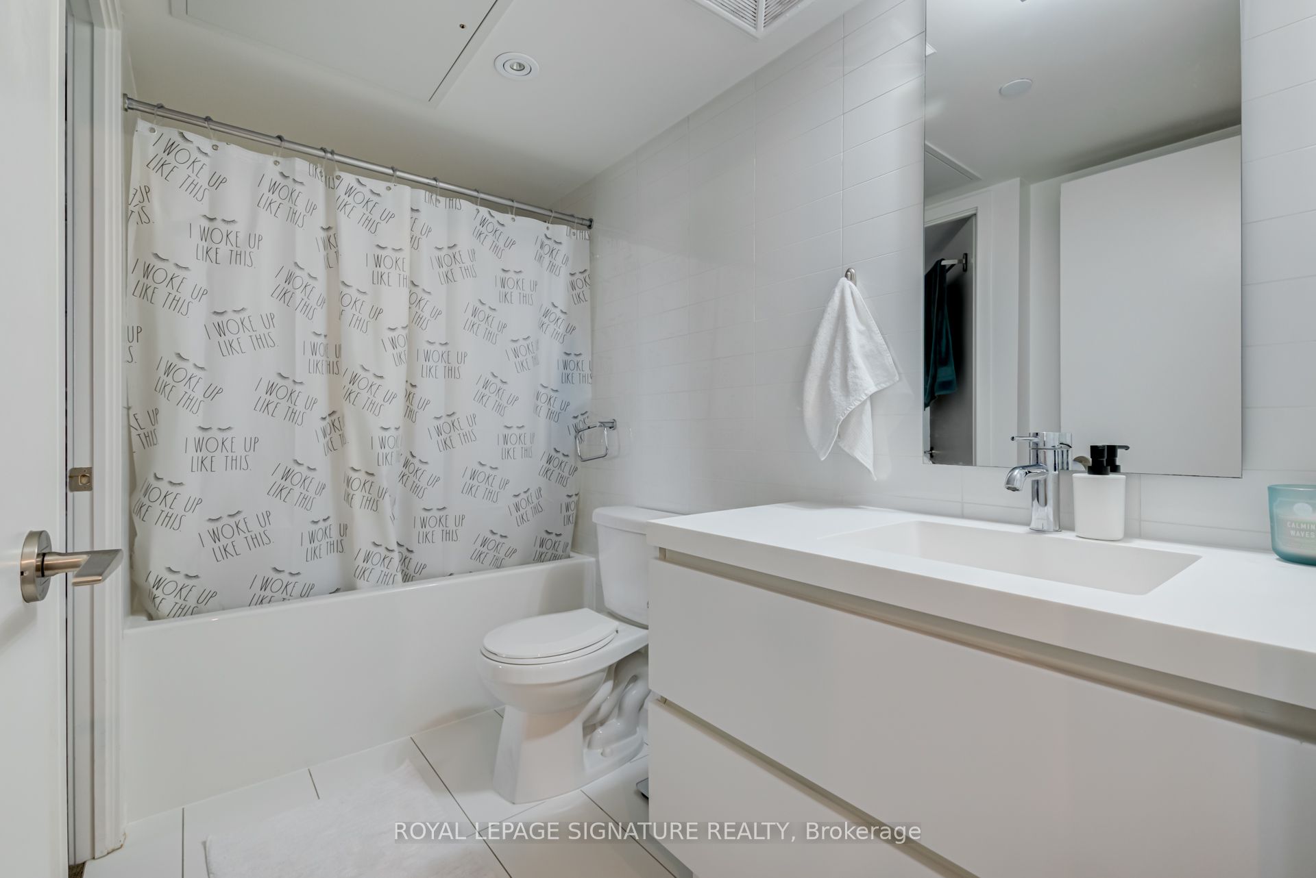#1110 - 75 Queens Wharf Road Property Photo 11