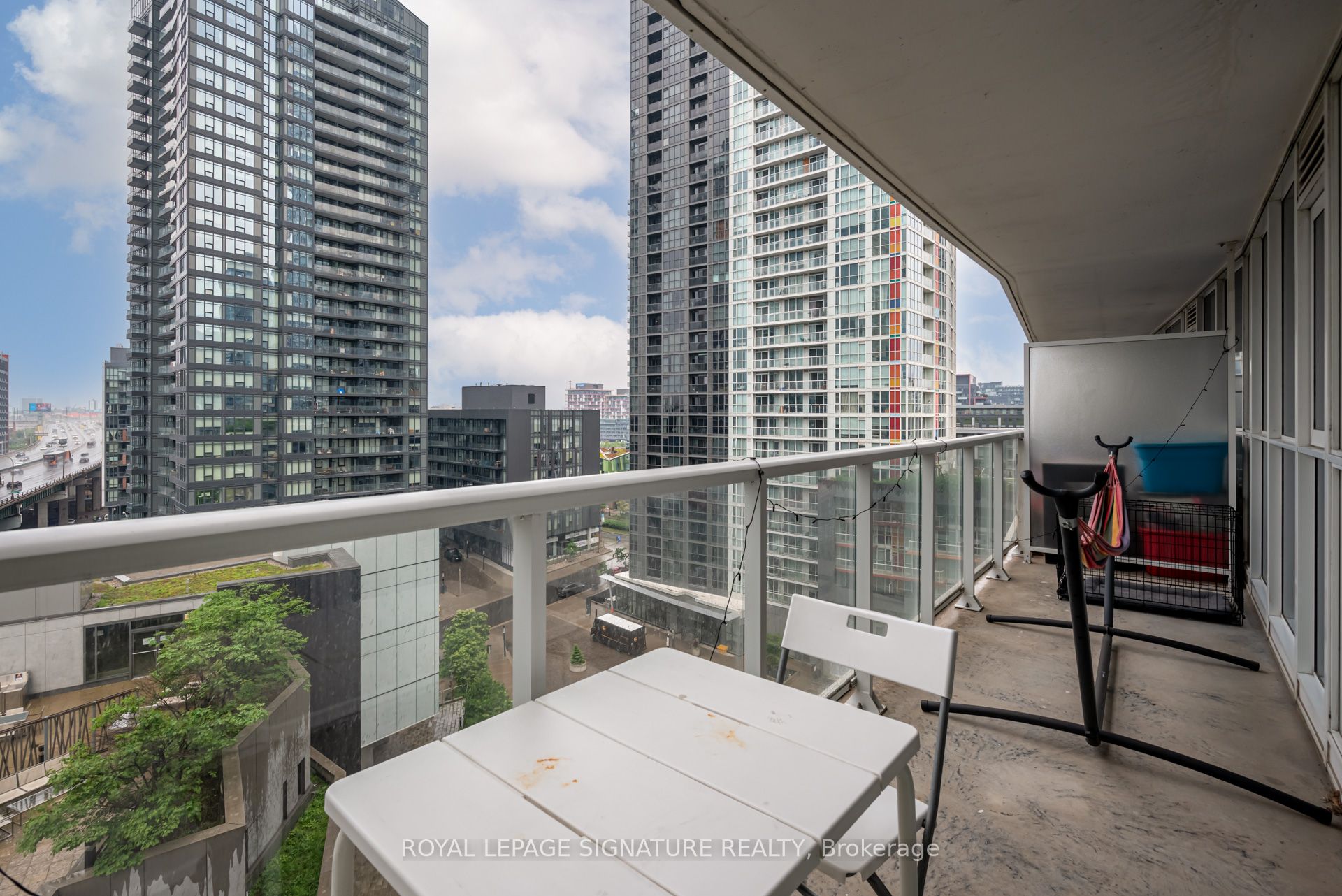 #1110 - 75 Queens Wharf Road Property Photo 13