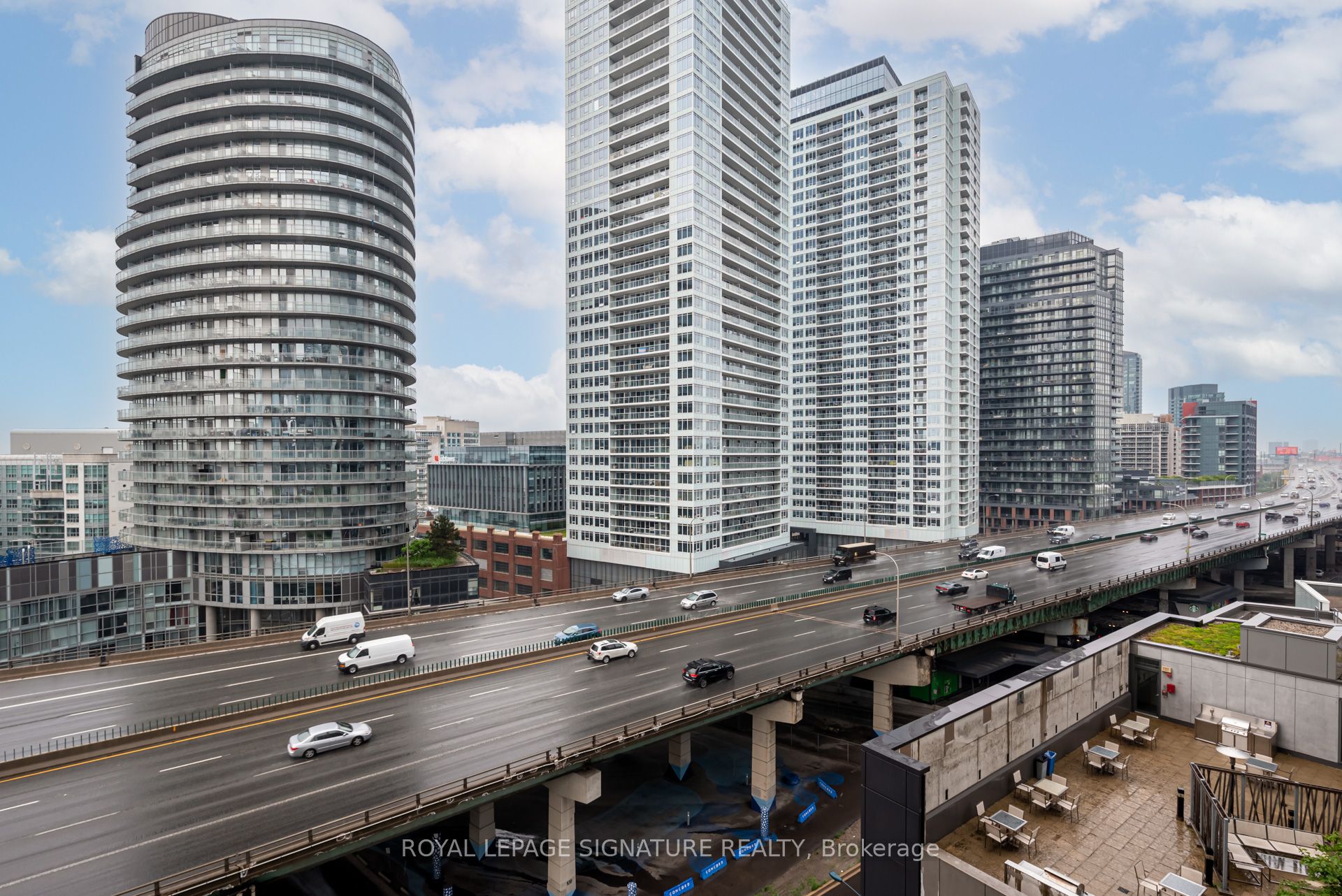#1110 - 75 Queens Wharf Road Property Photo 17
