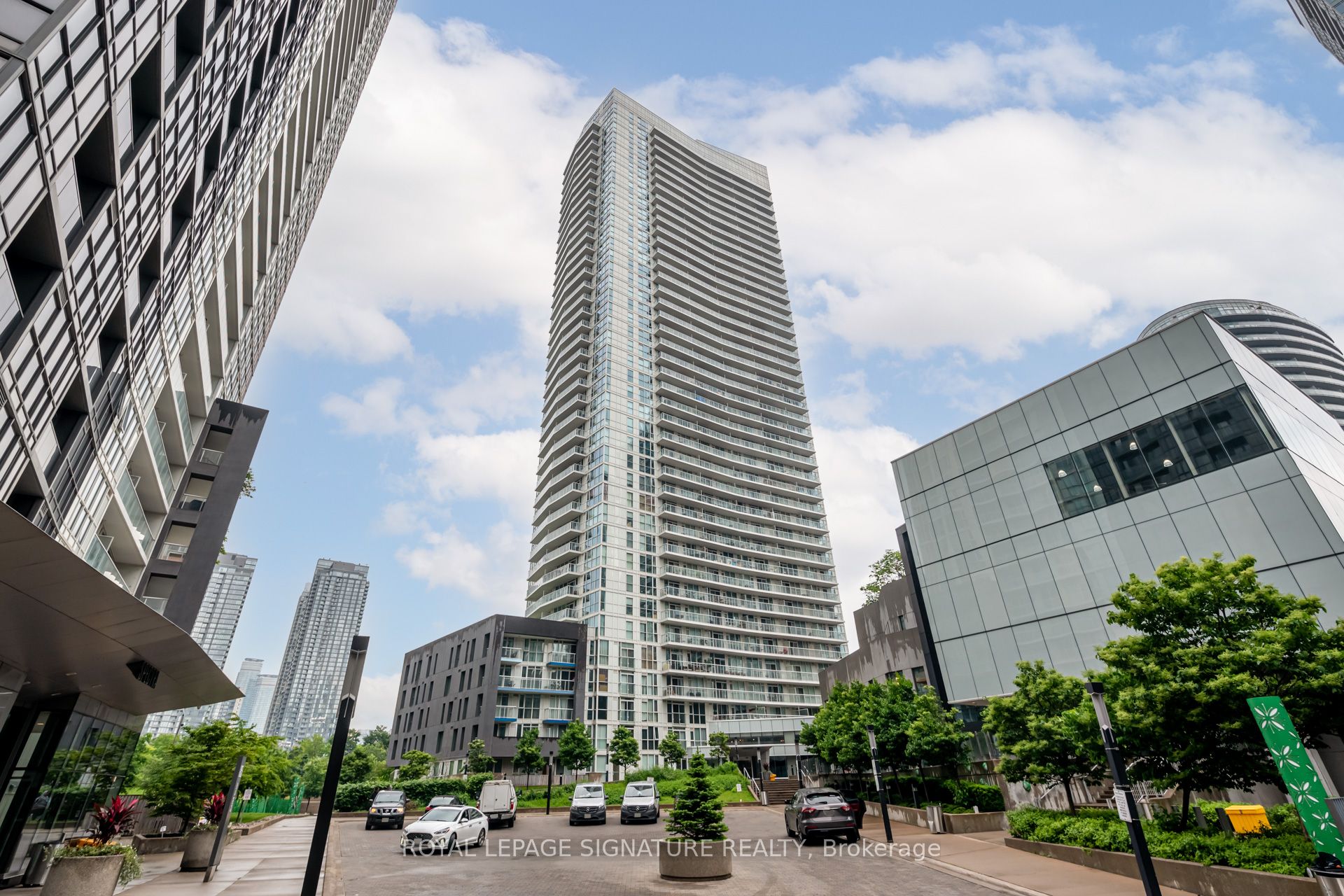 #1110 - 75 Queens Wharf Road Property Photo 18