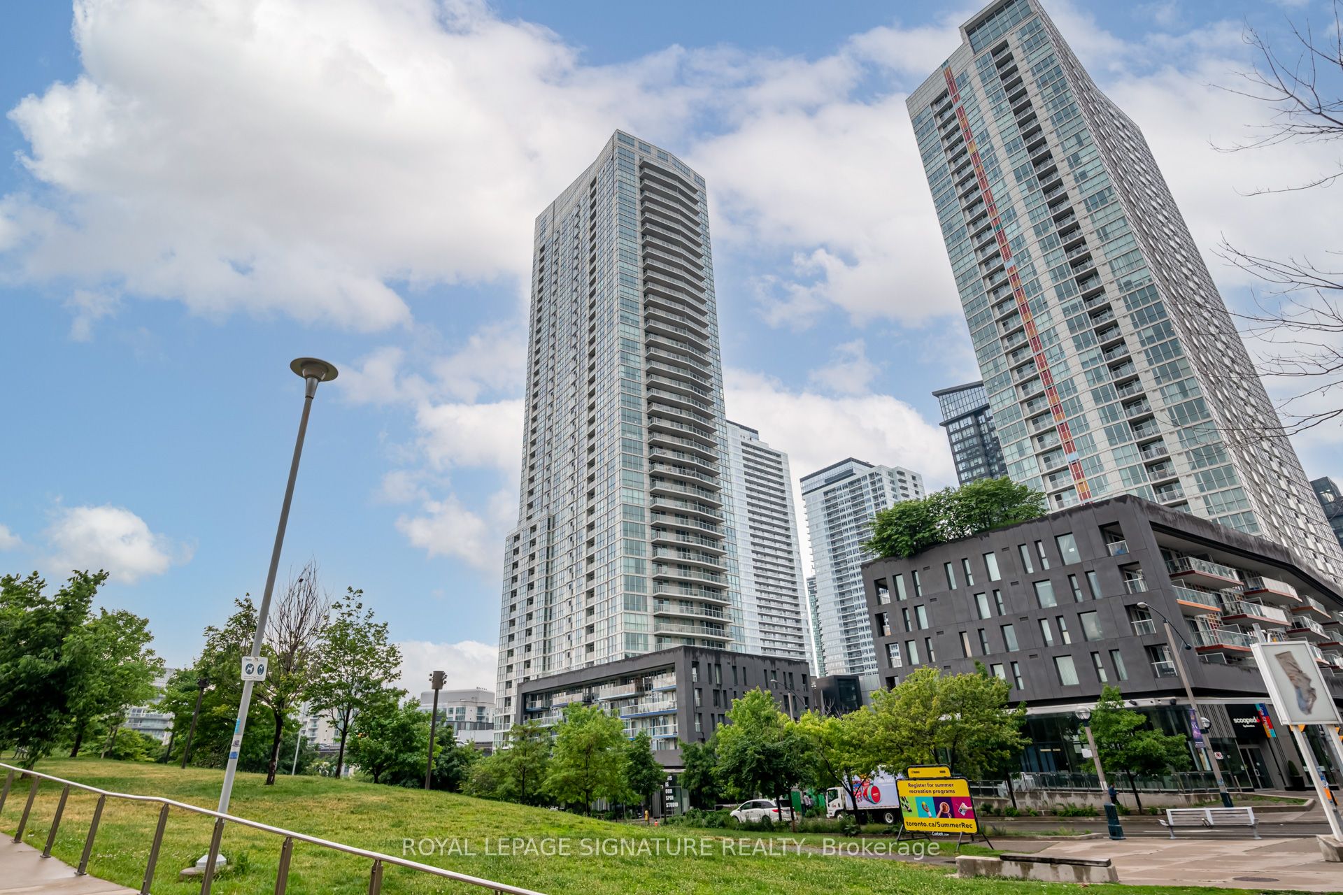 #1110 - 75 Queens Wharf Road Property Photo 19