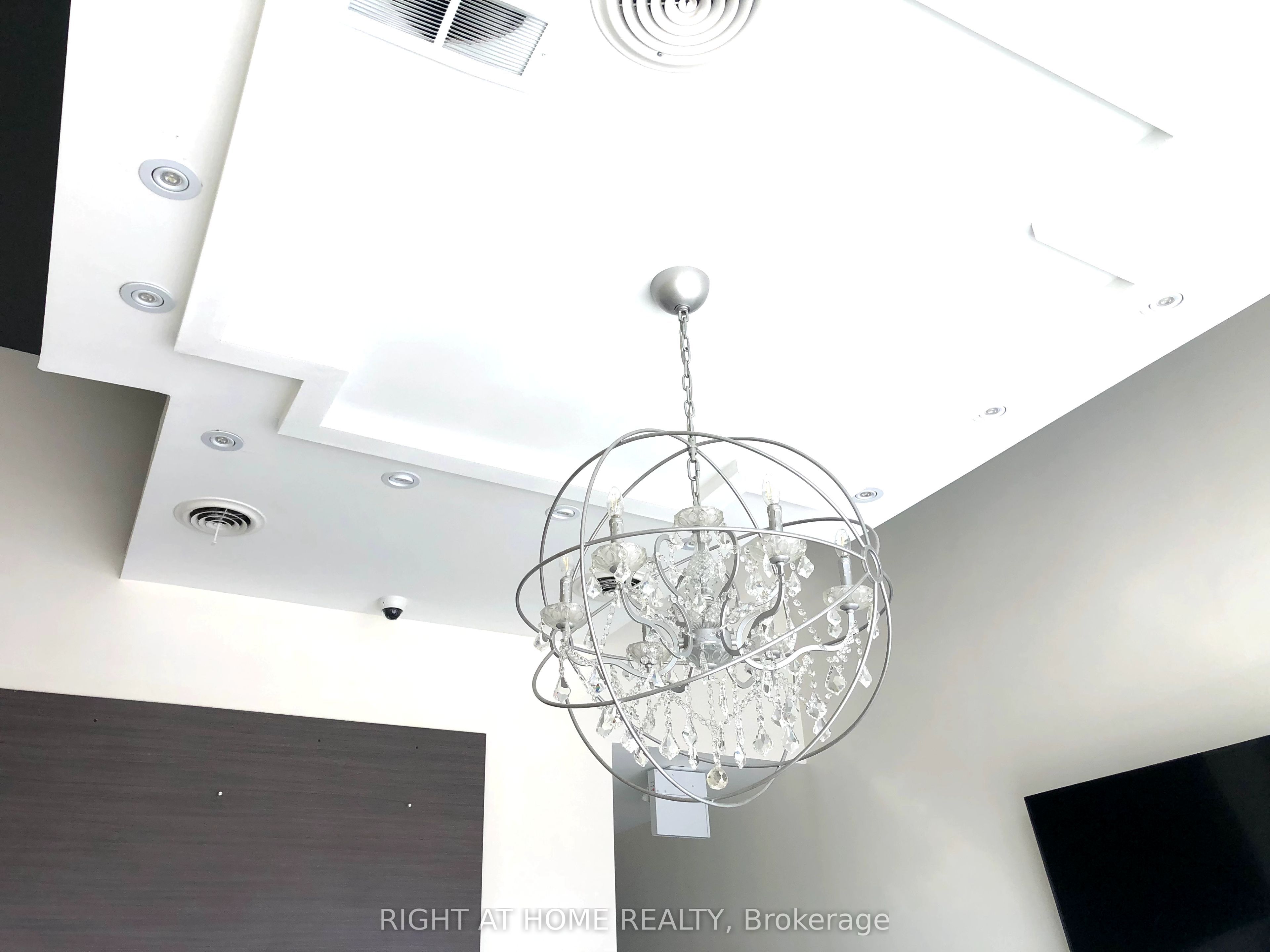 #b 119 - 1396 Don Mills Road Property Photo 3
