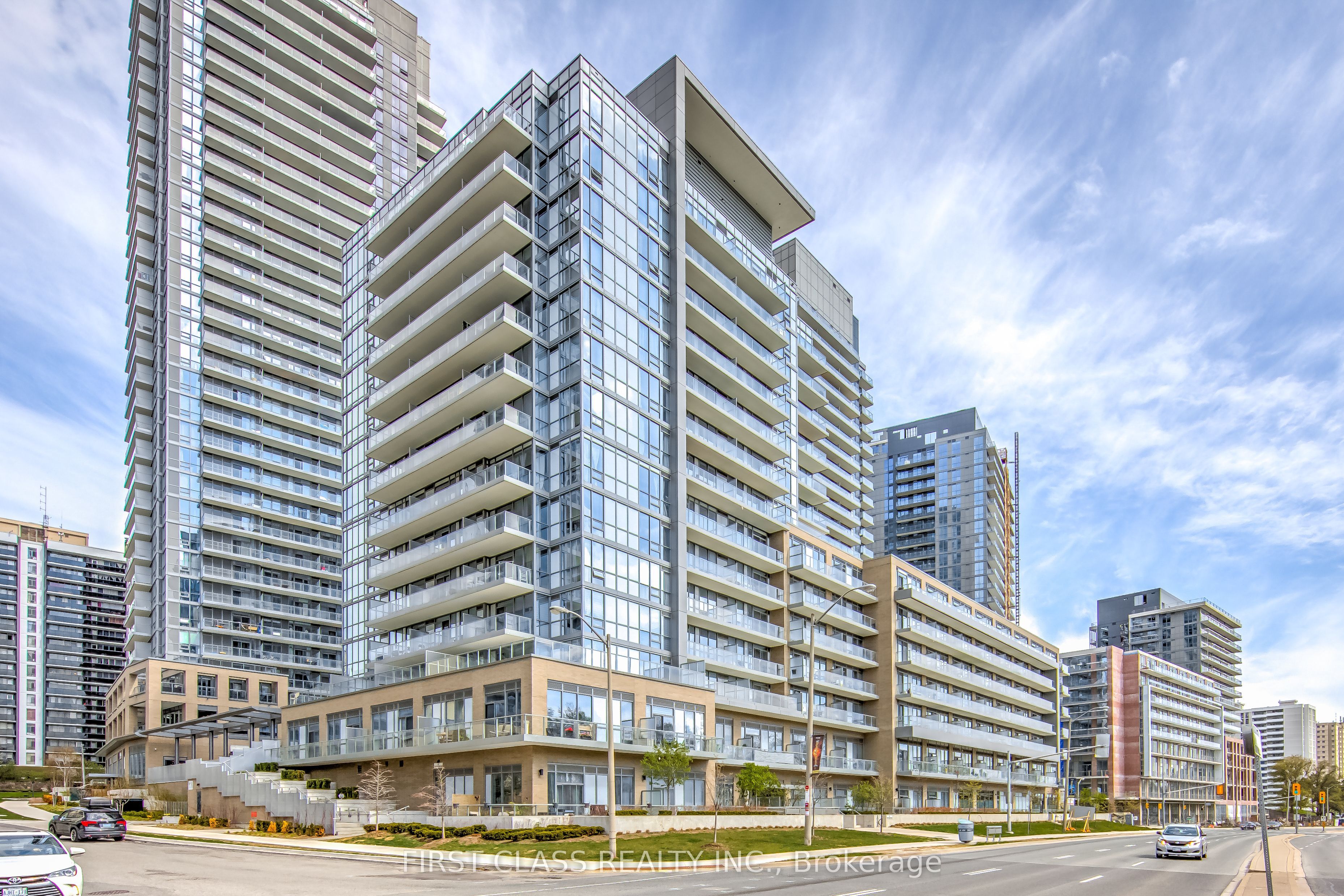 Toronto County Real Estate Listings Main Image