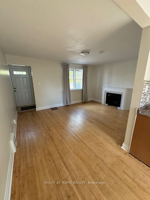 227 Sheppard Avenue W Property Photo 2