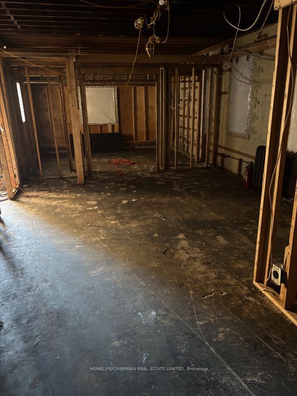 389 Vaughan Road Property Photo 3