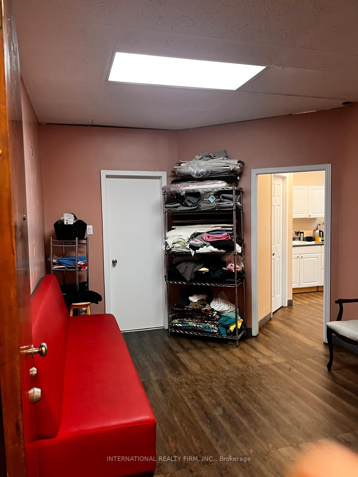 #upper Rear - 2088 Yonge Street Property Photo 4