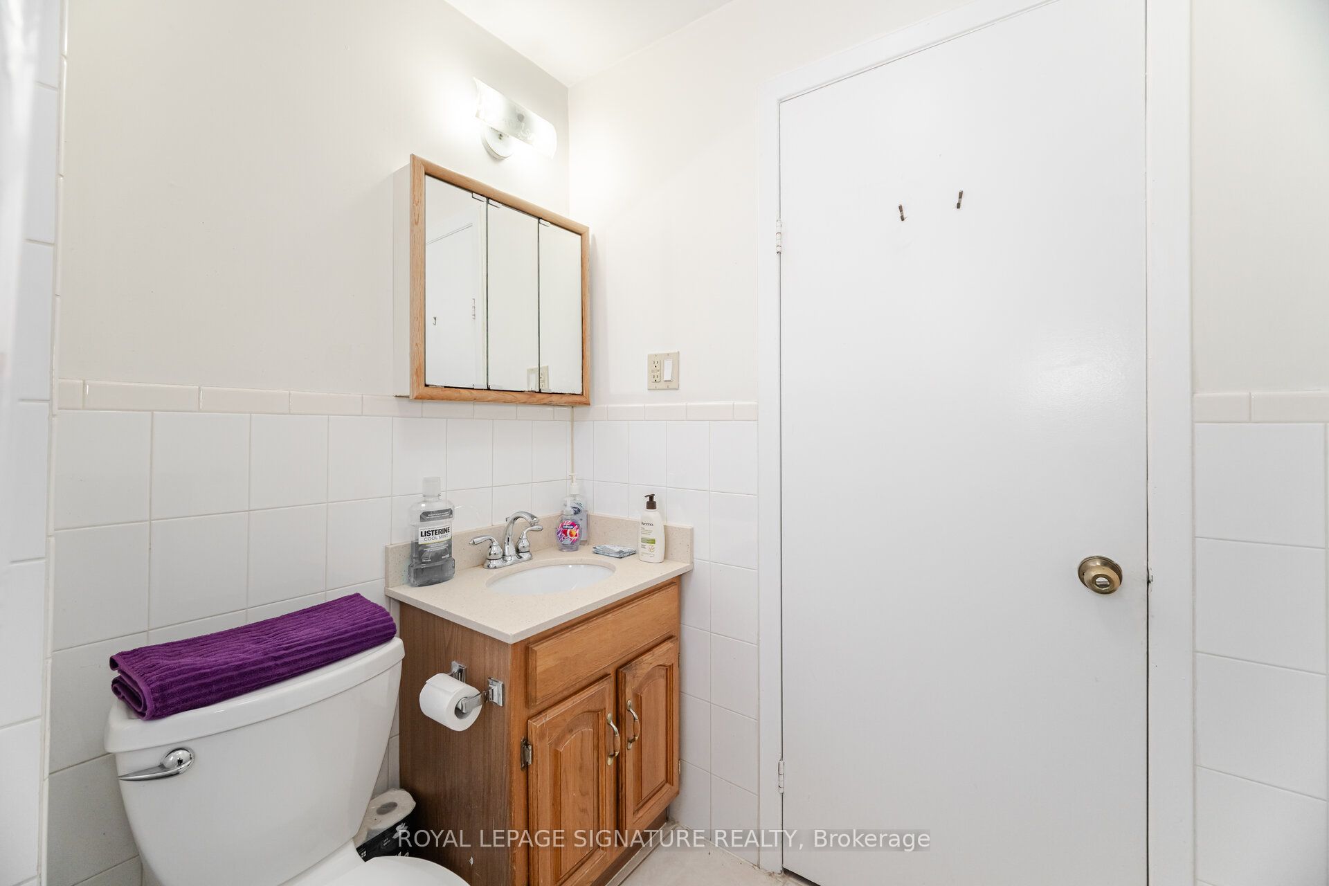 #upper - 105 Lisgar Street Property Photo 26