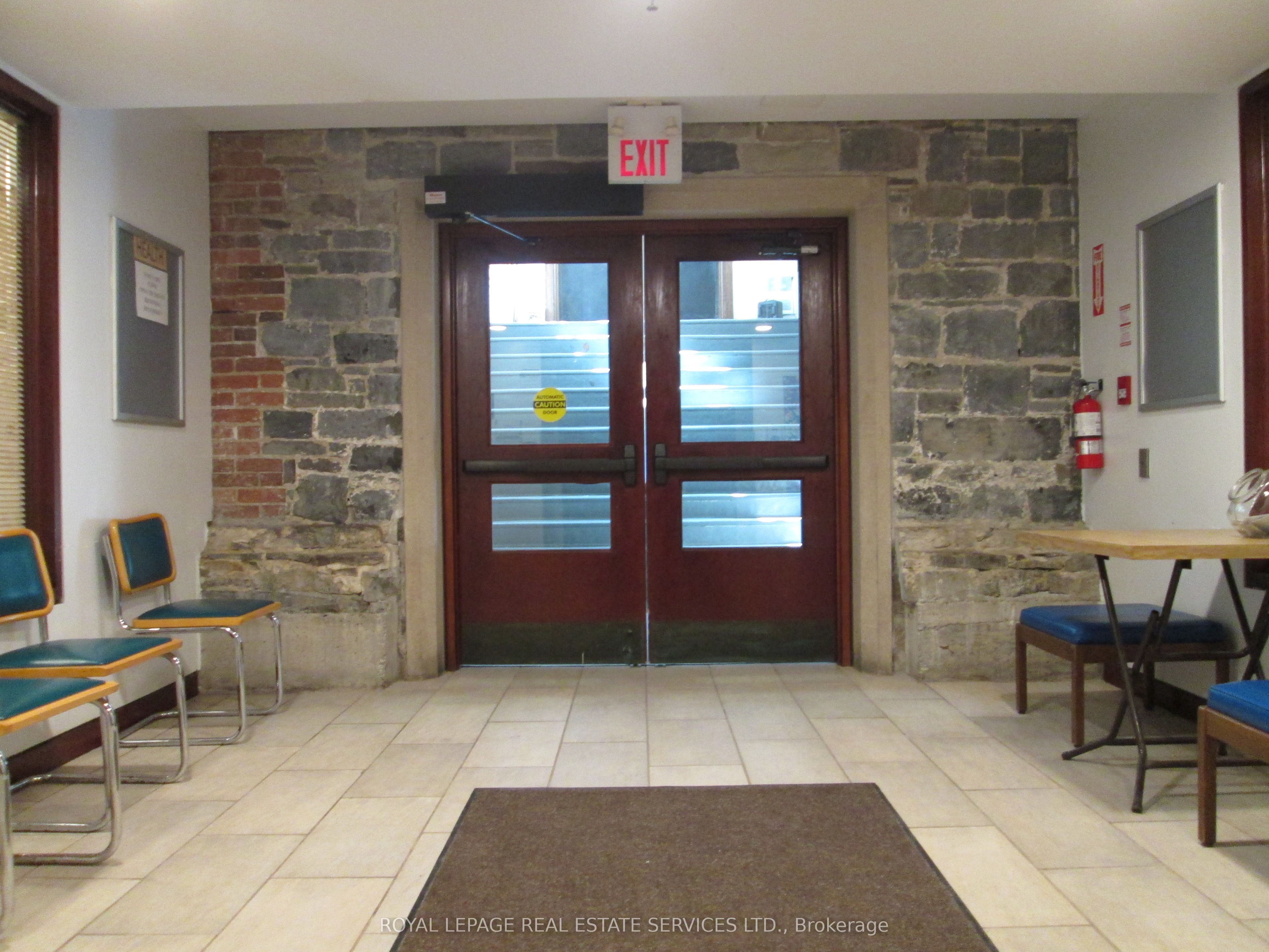 56 Queen Street Property Photo 5