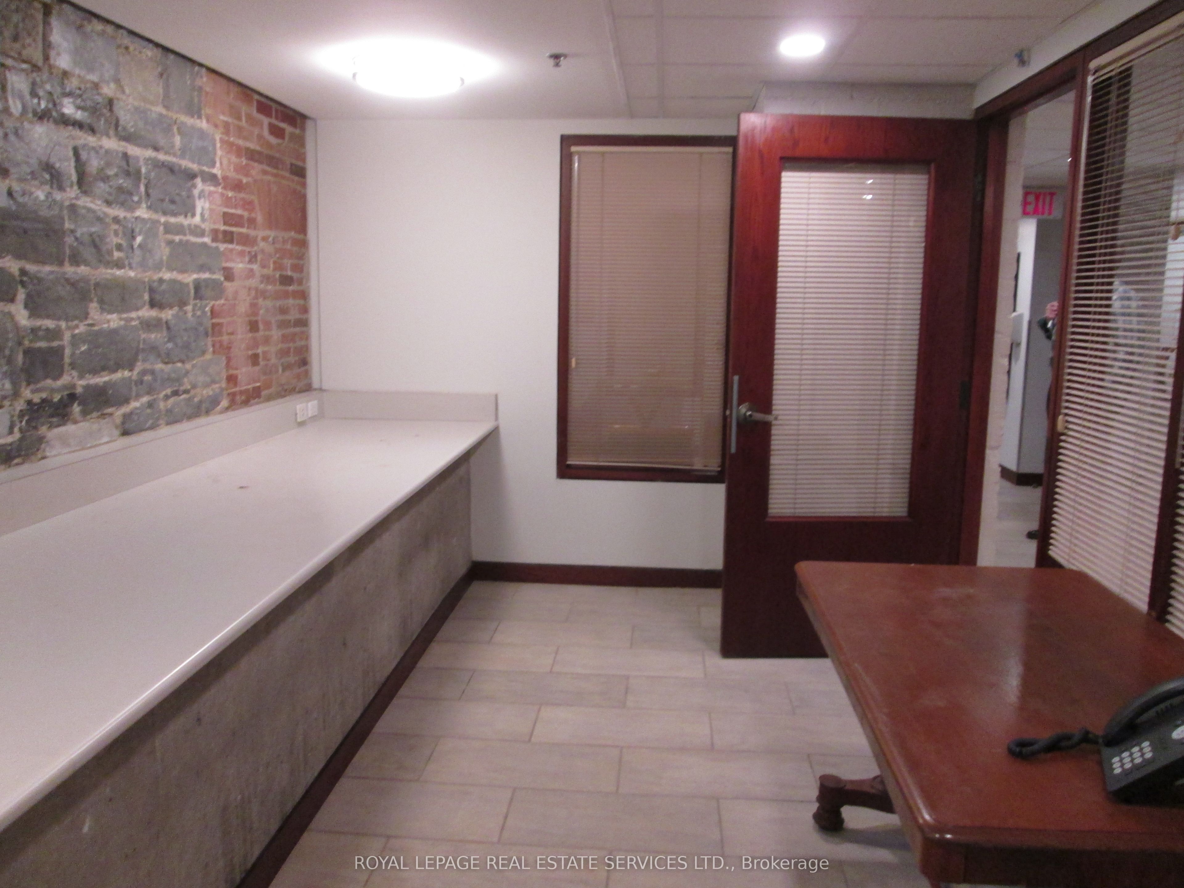 56 Queen Street Property Photo 8