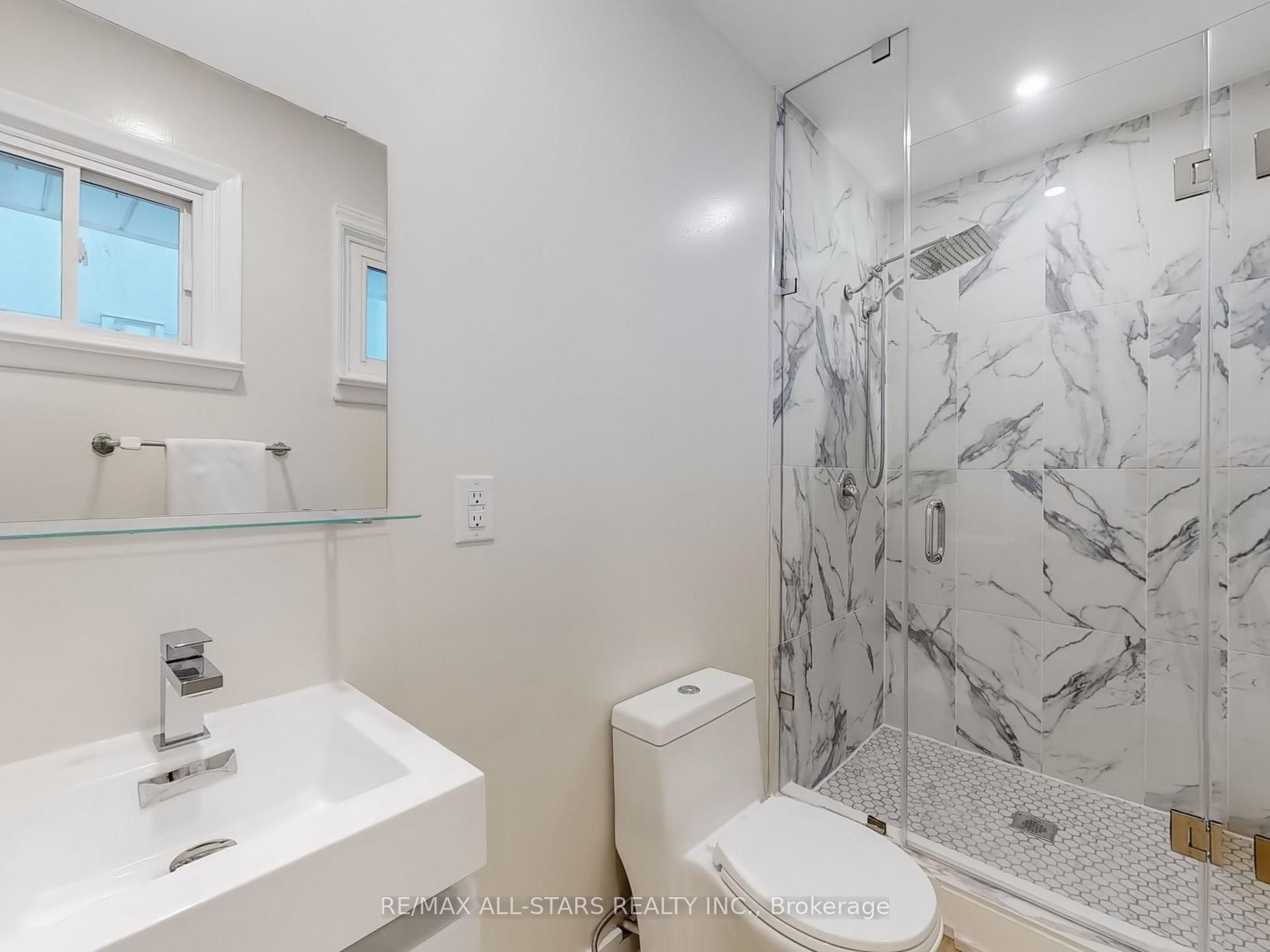 105 Betty Ann Drive Property Photo 12