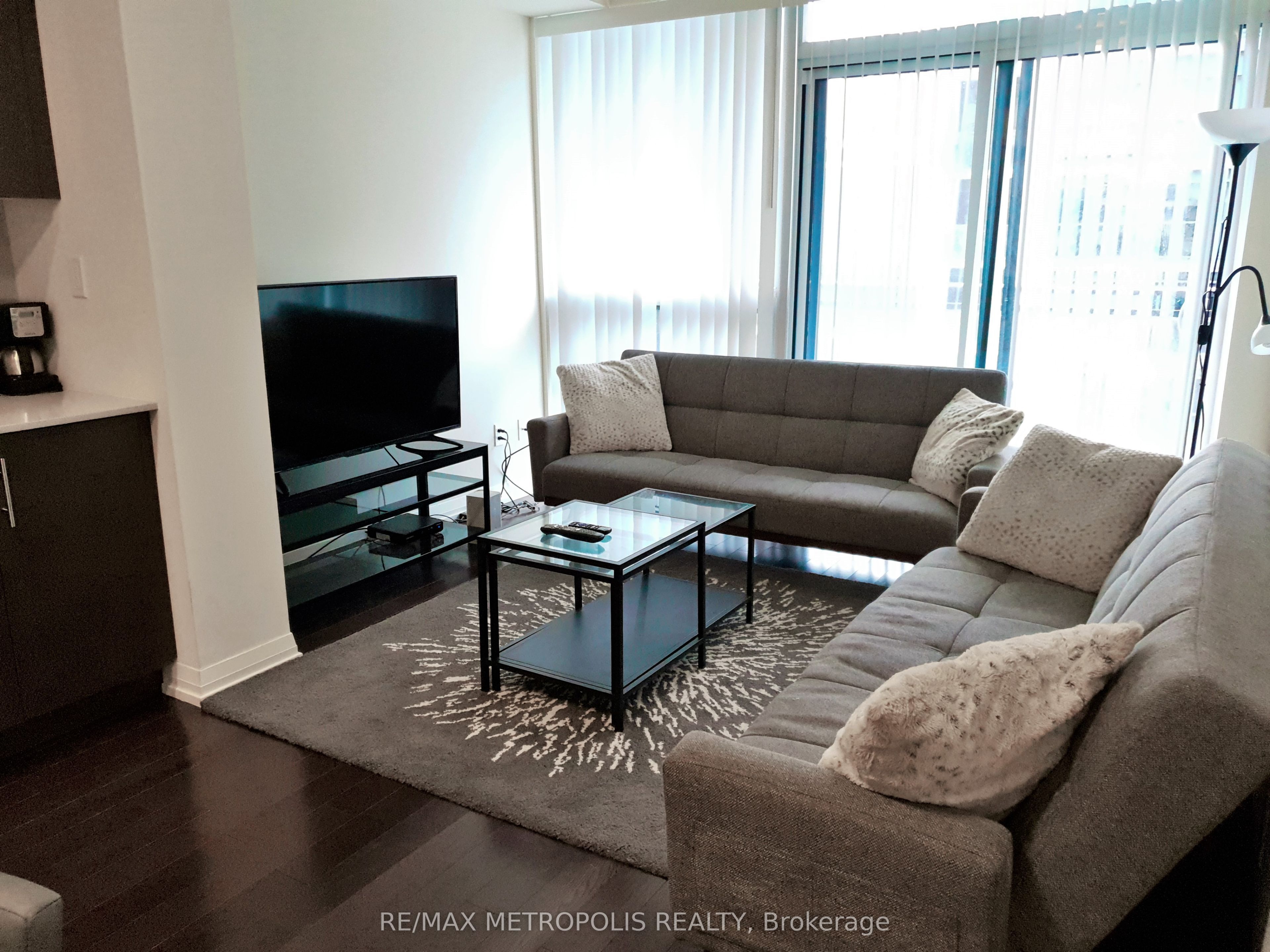 460 Adelaide Street E 2117 Property Photo 2