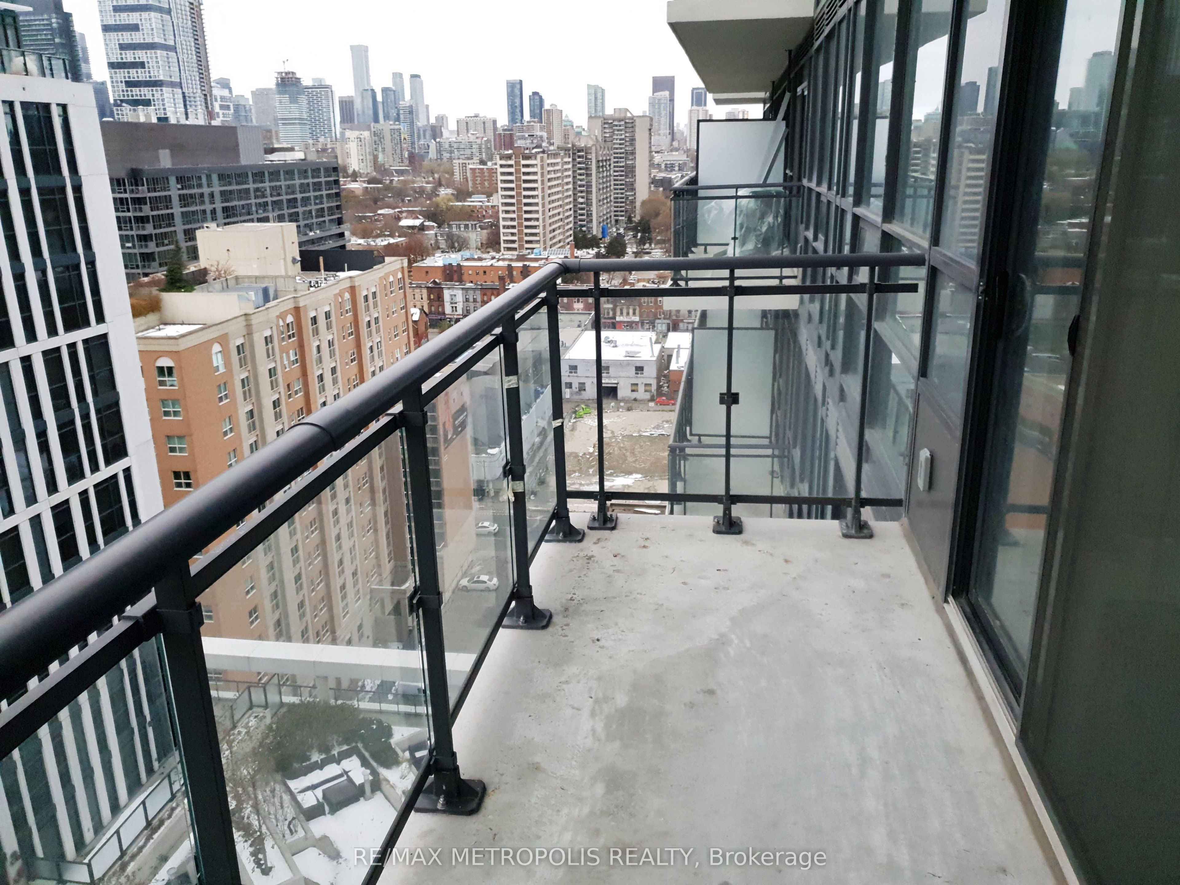 460 Adelaide Street E 2117 Property Photo 16