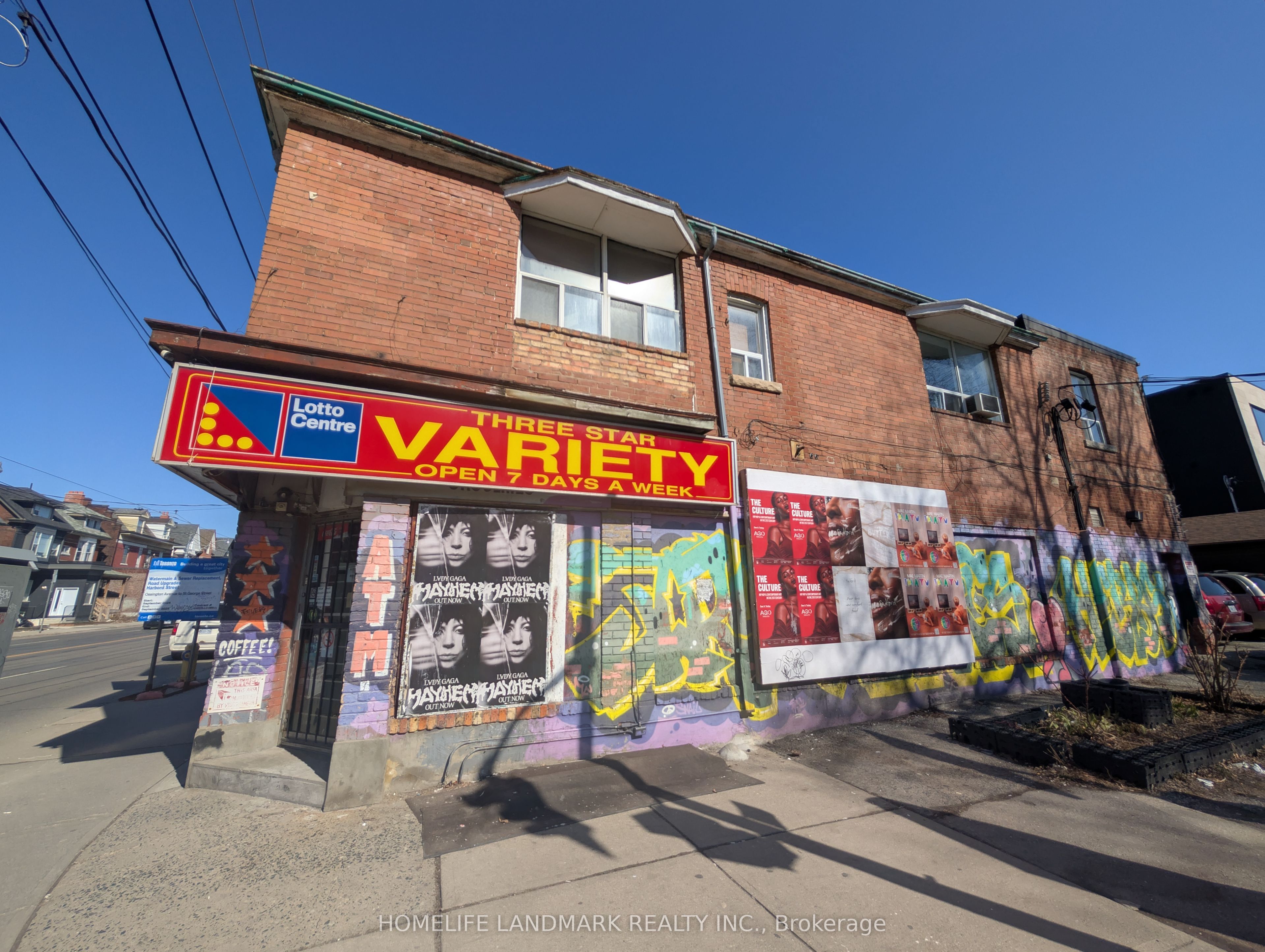 621 Bathurst Street Property Photo 1