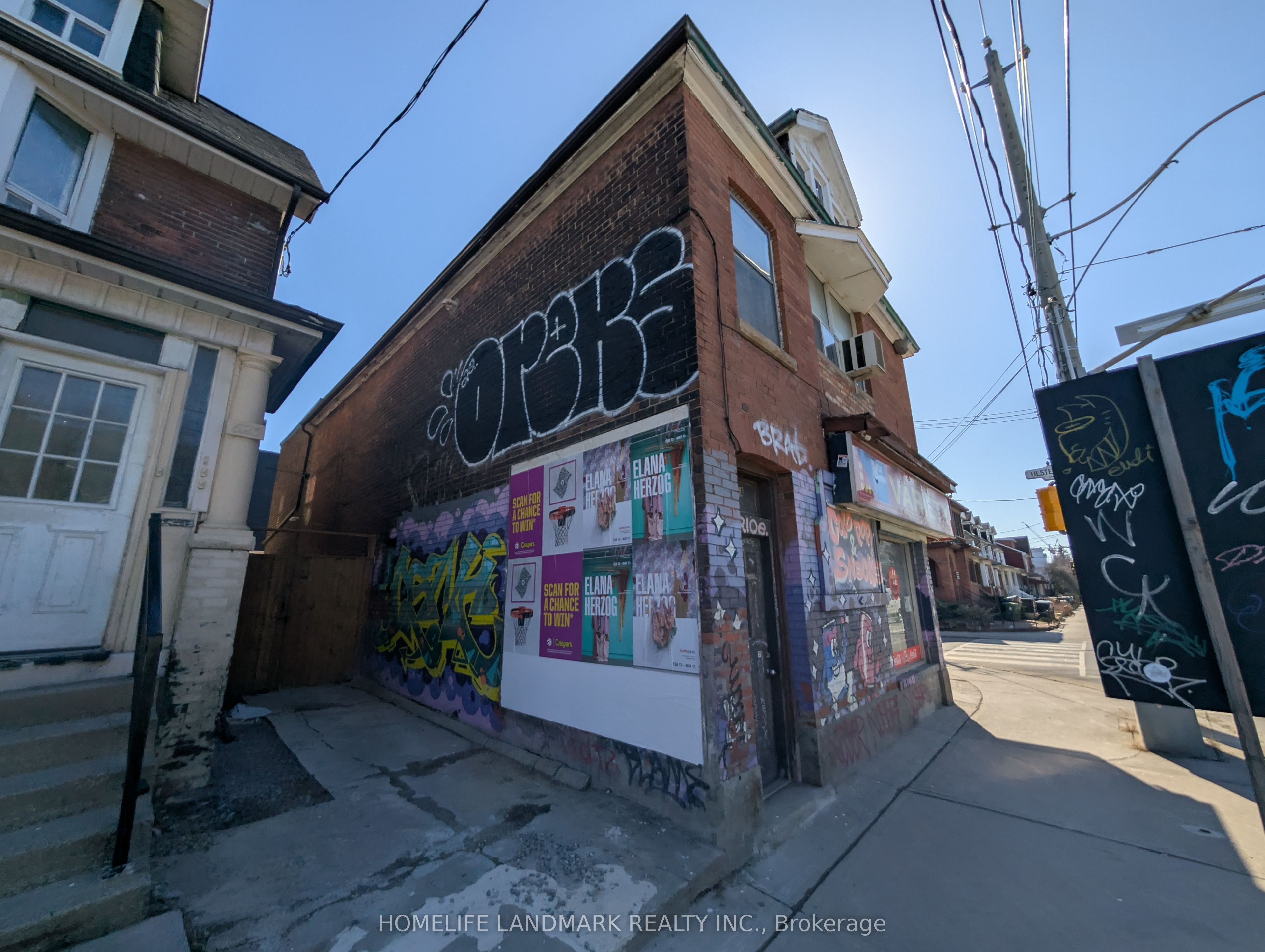 621 Bathurst Street Property Photo 2