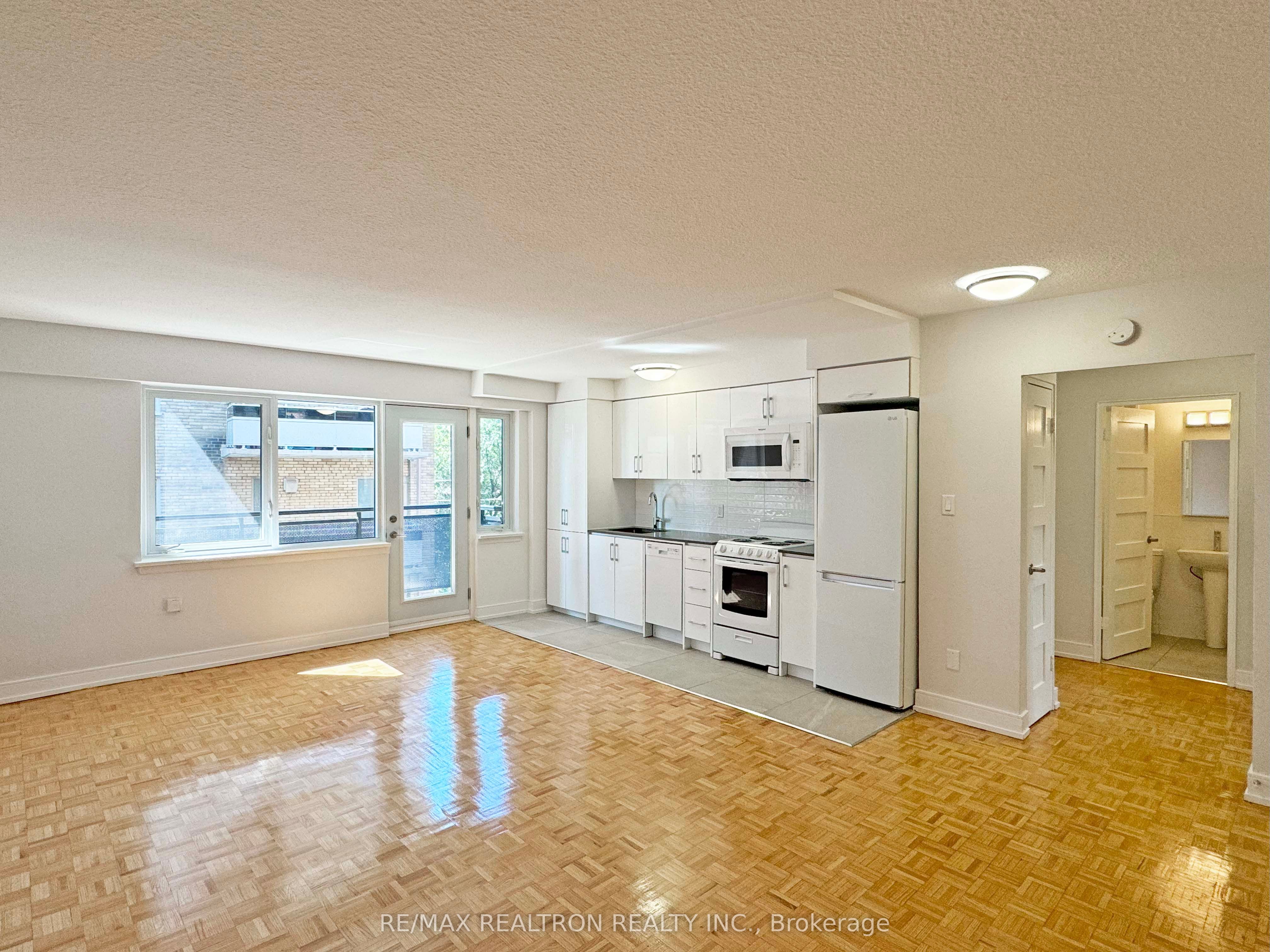 #506 - 95 Lawton Boulevard Property Photo