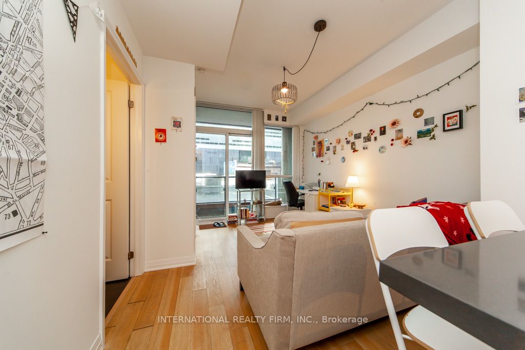 8 Mercer Street 318 Property Photo 8