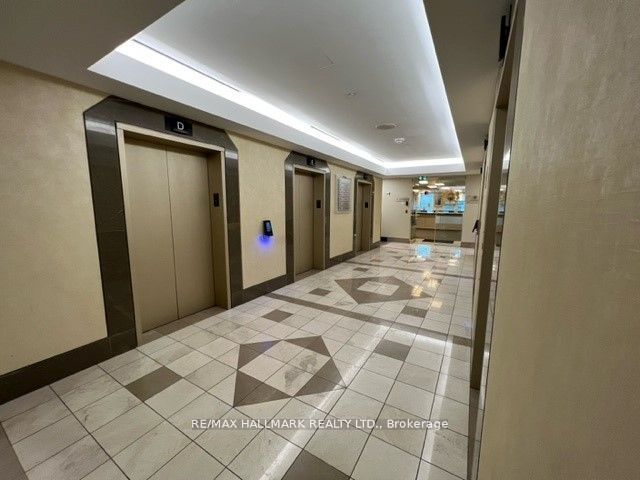 #1510 - 5001 Yonge Street Property Photo 2