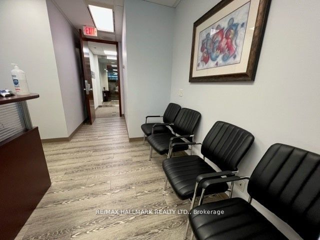 #1510 - 5001 Yonge Street Property Photo 5