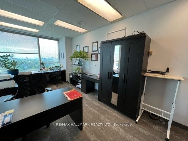 #1510 - 5001 Yonge Street Property Photo 13