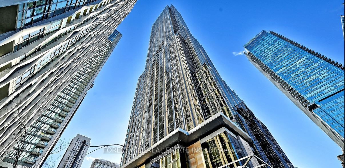 #1005 - 11 Yorkville Avenue Property Photo