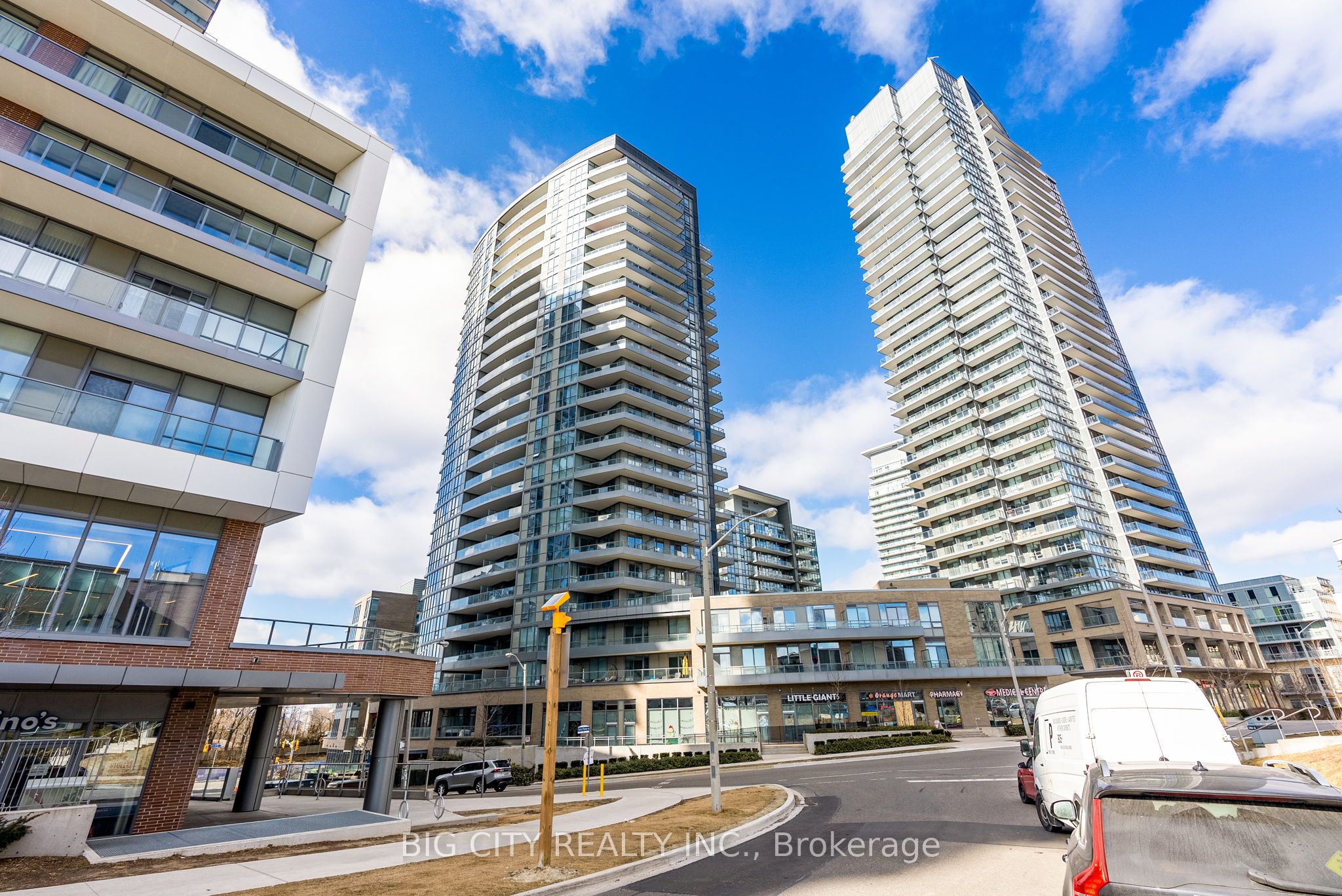 #1004 - 50 Forest Manor Road Property Photo