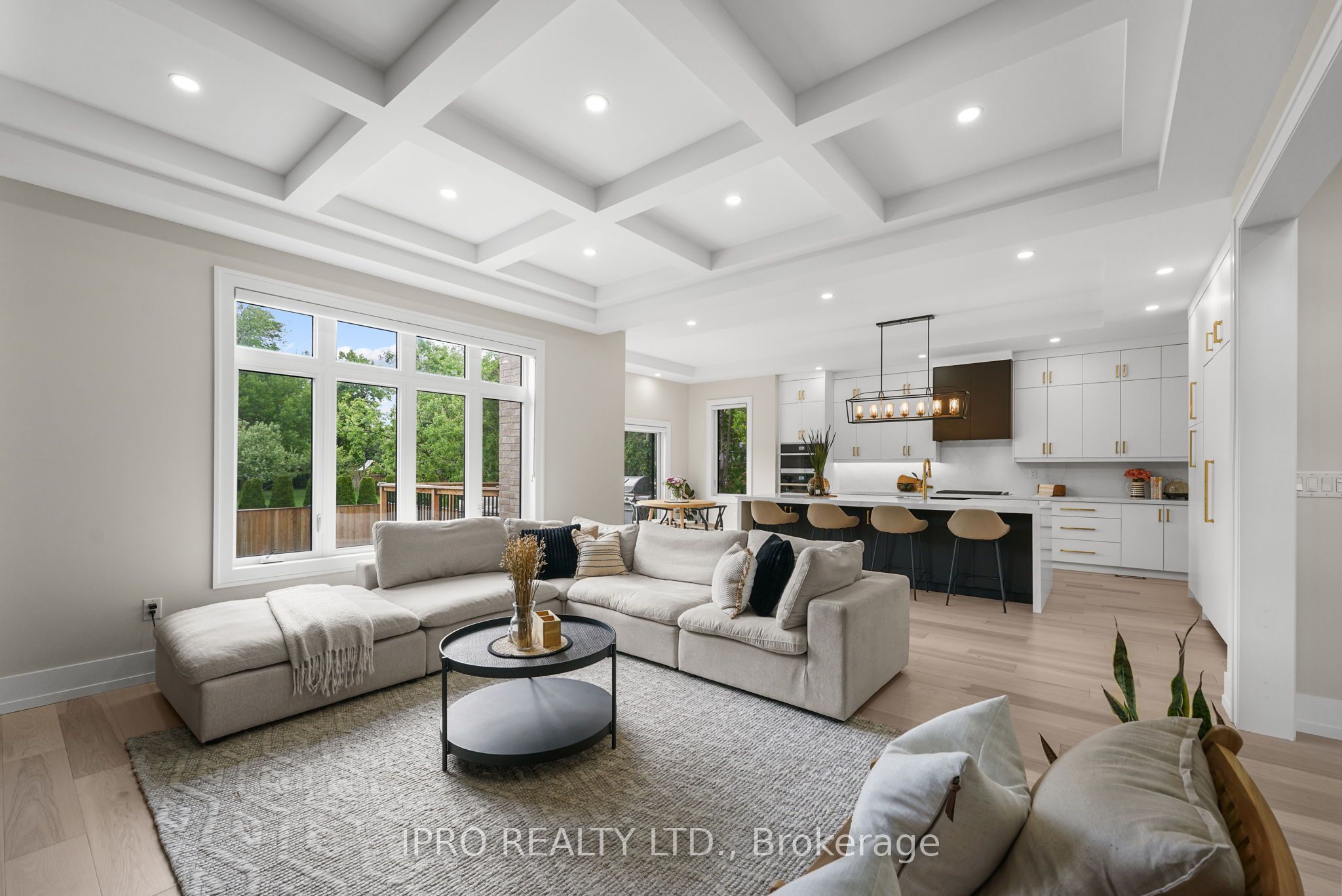 262 Senlac Road Property Photo