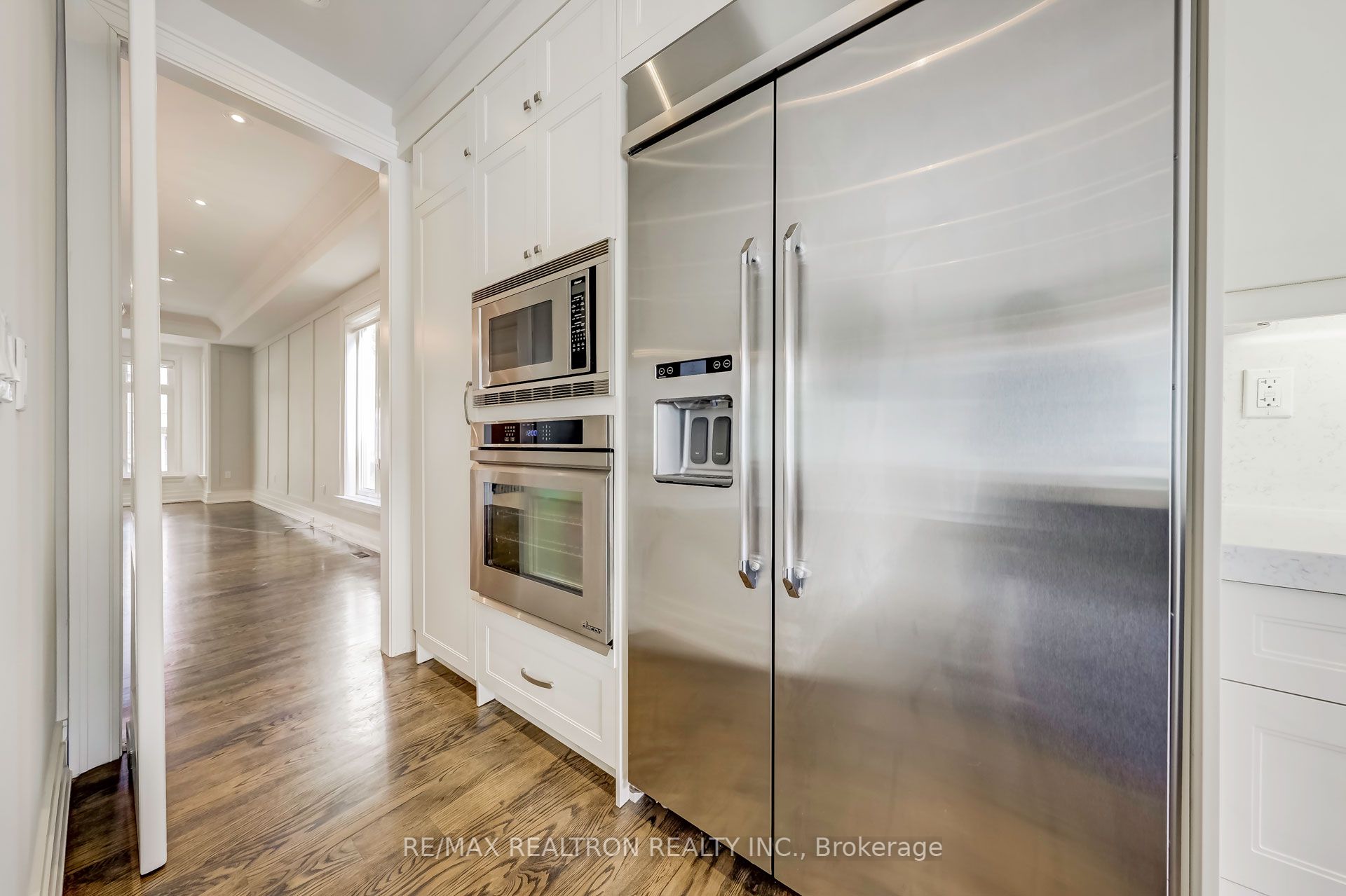 145 Kingsdale Avenue Property Photo 14