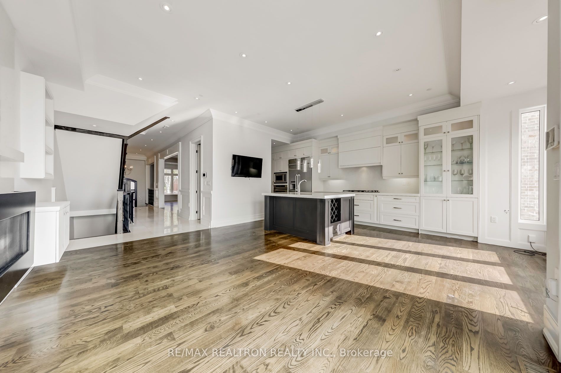 145 Kingsdale Avenue Property Photo 18