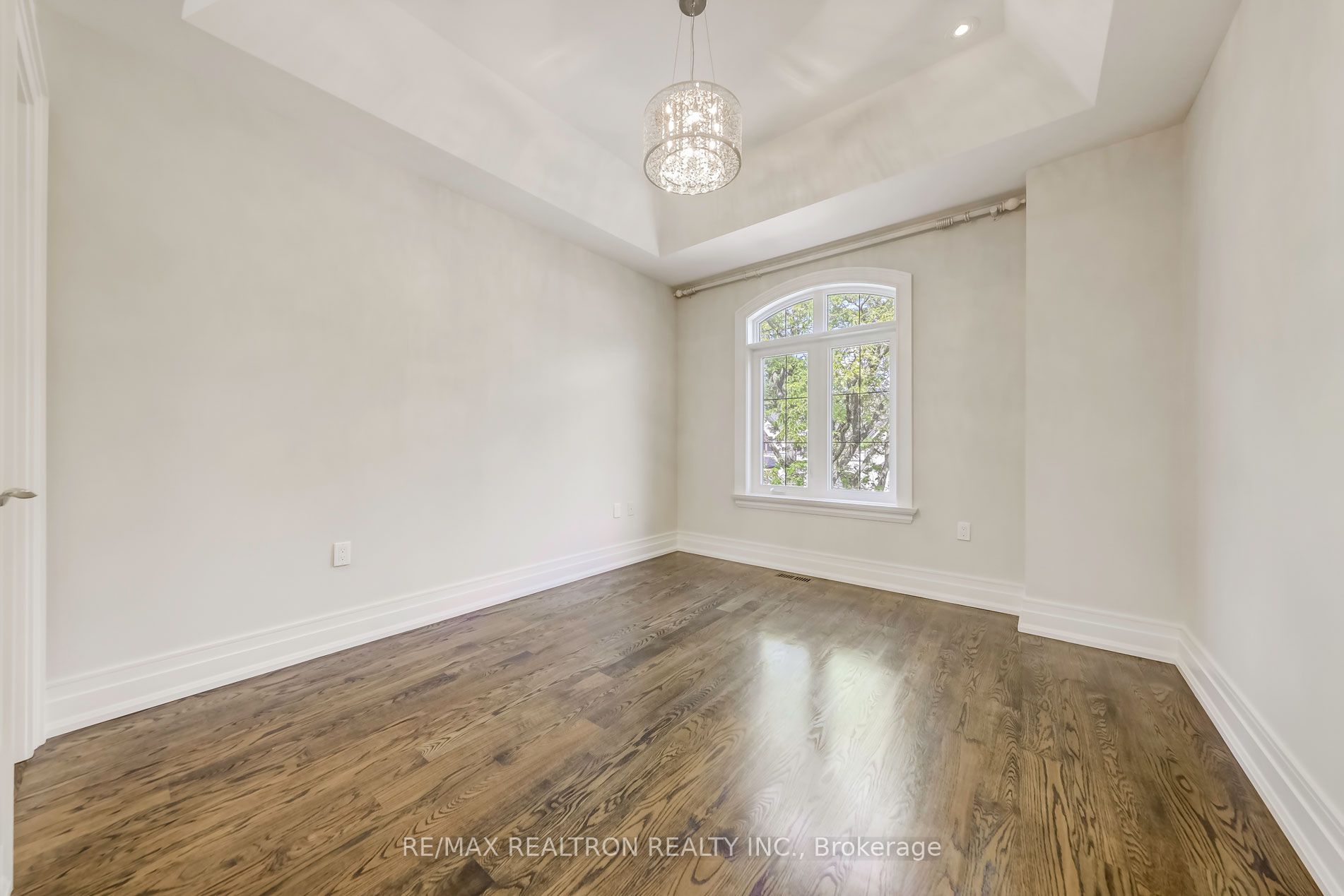 145 Kingsdale Avenue Property Photo 30