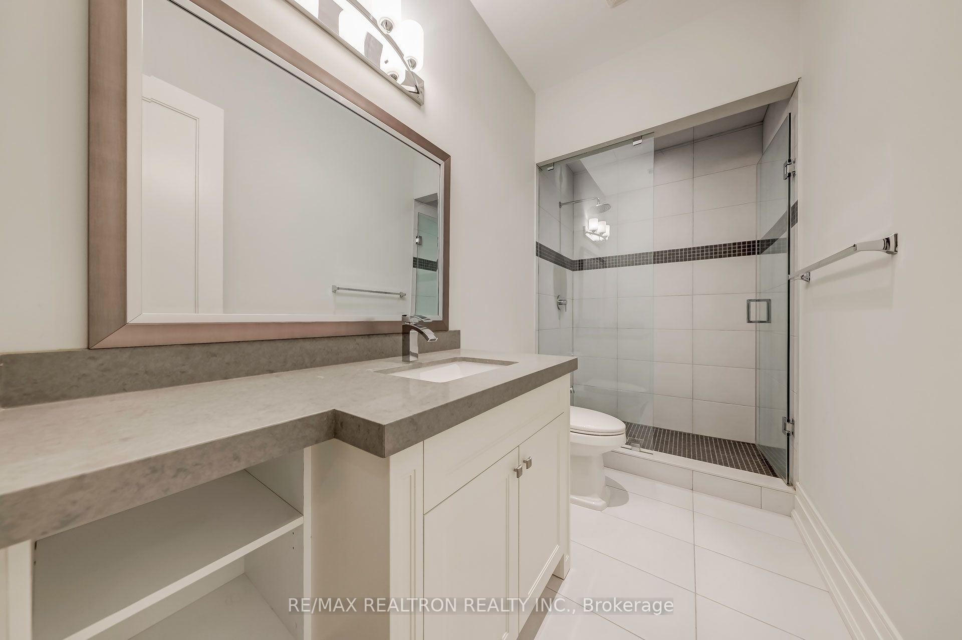 145 Kingsdale Avenue Property Photo 36