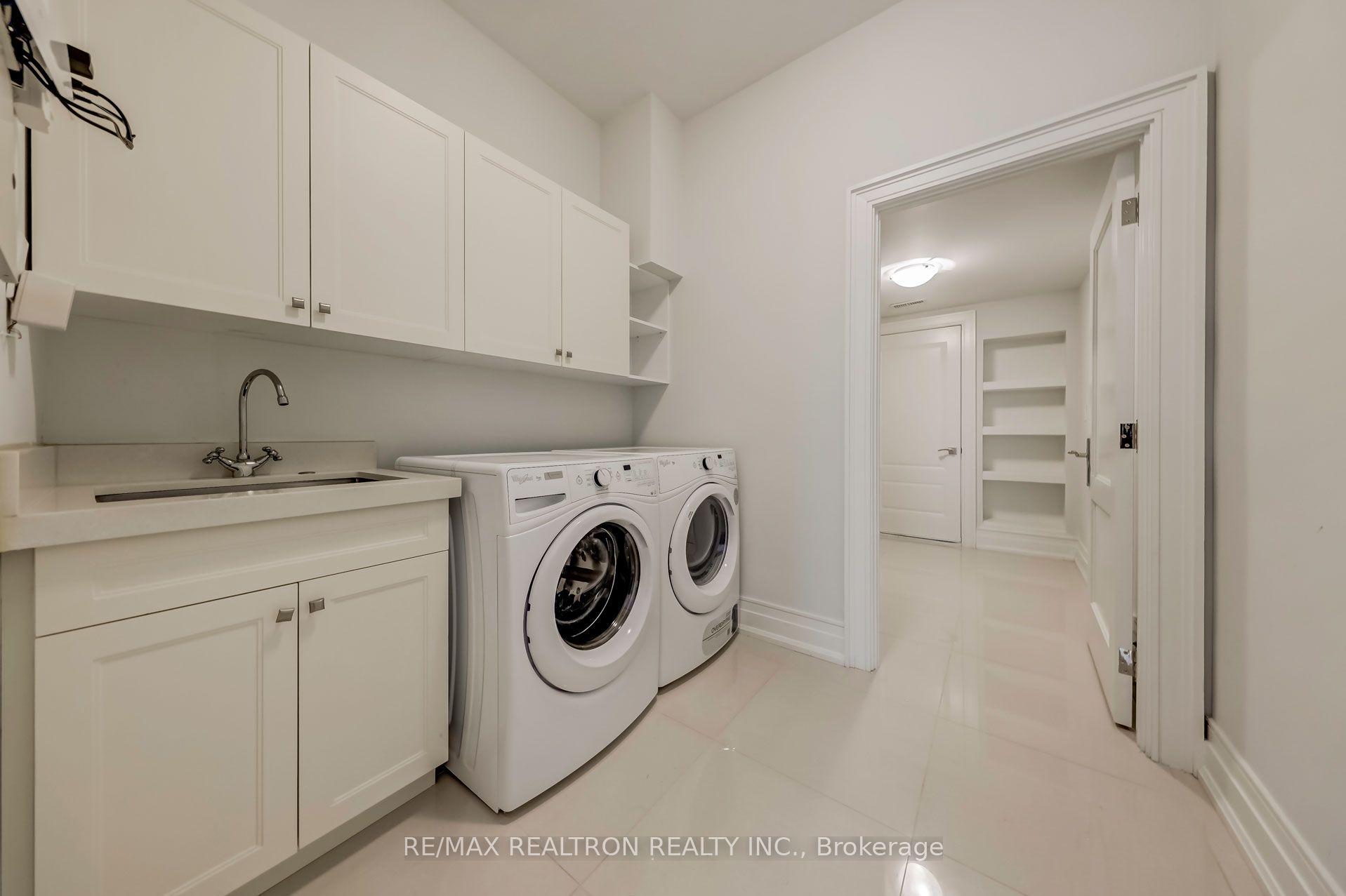 145 Kingsdale Avenue Property Photo 37
