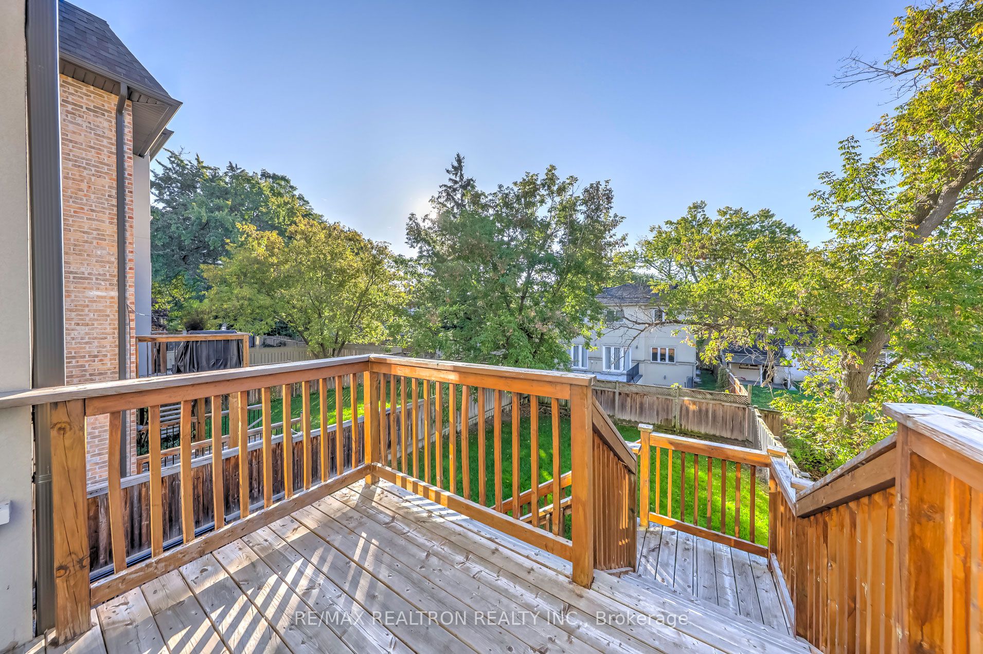 145 Kingsdale Avenue Property Photo 38