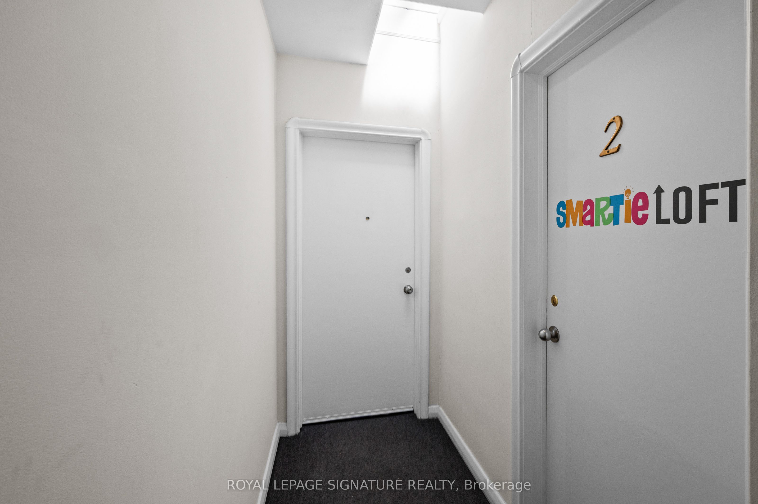 #2nd Floor - 1138 Eglinton Avenue Property Photo 3